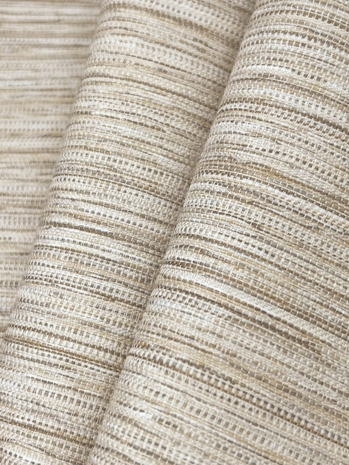200-03-peel-and-stick-wallpaper-detail-closeup