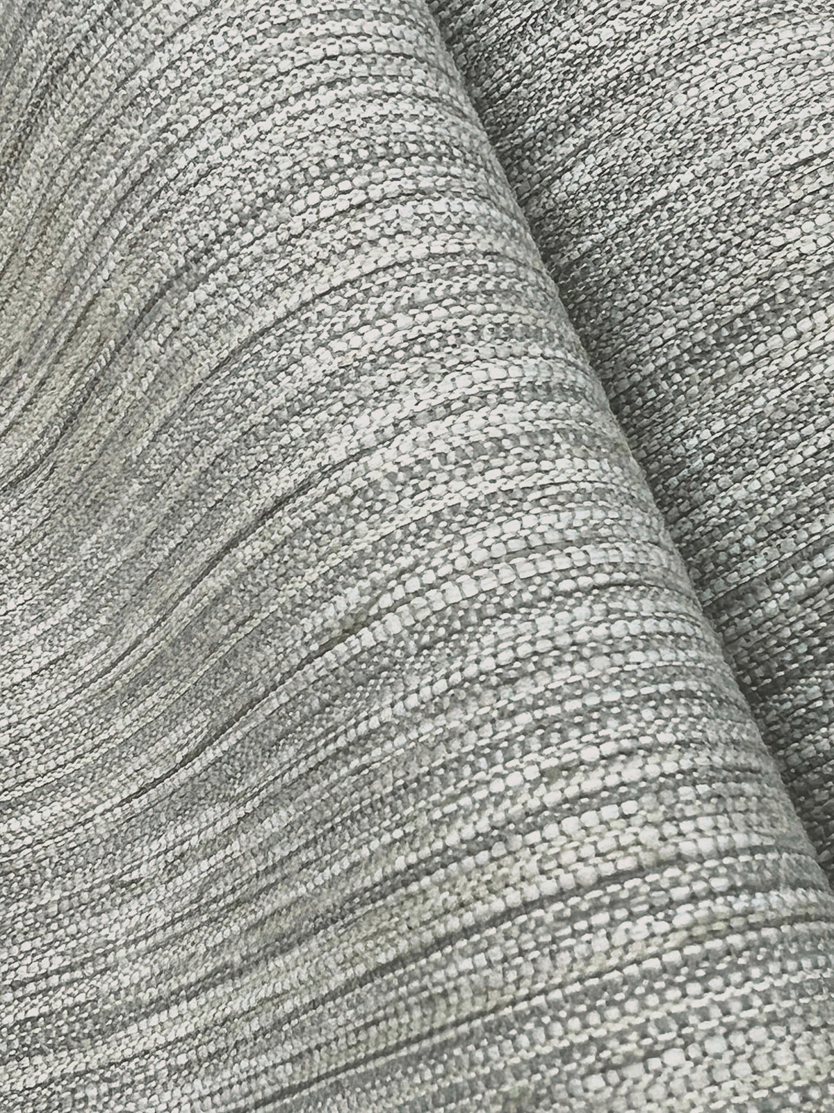 200-07-peel-and-stick-wallpaper-detail-closeup