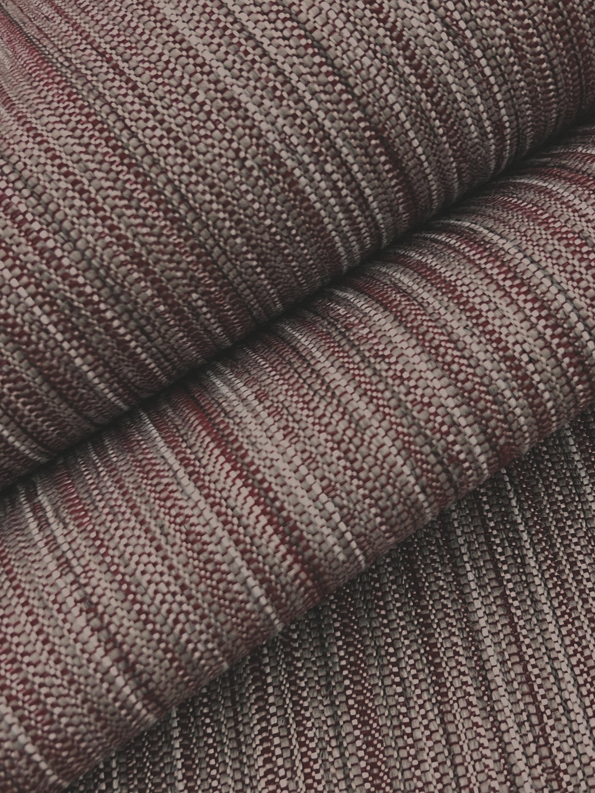 200-11-peel-and-stick-wallpaper-detail-closeup