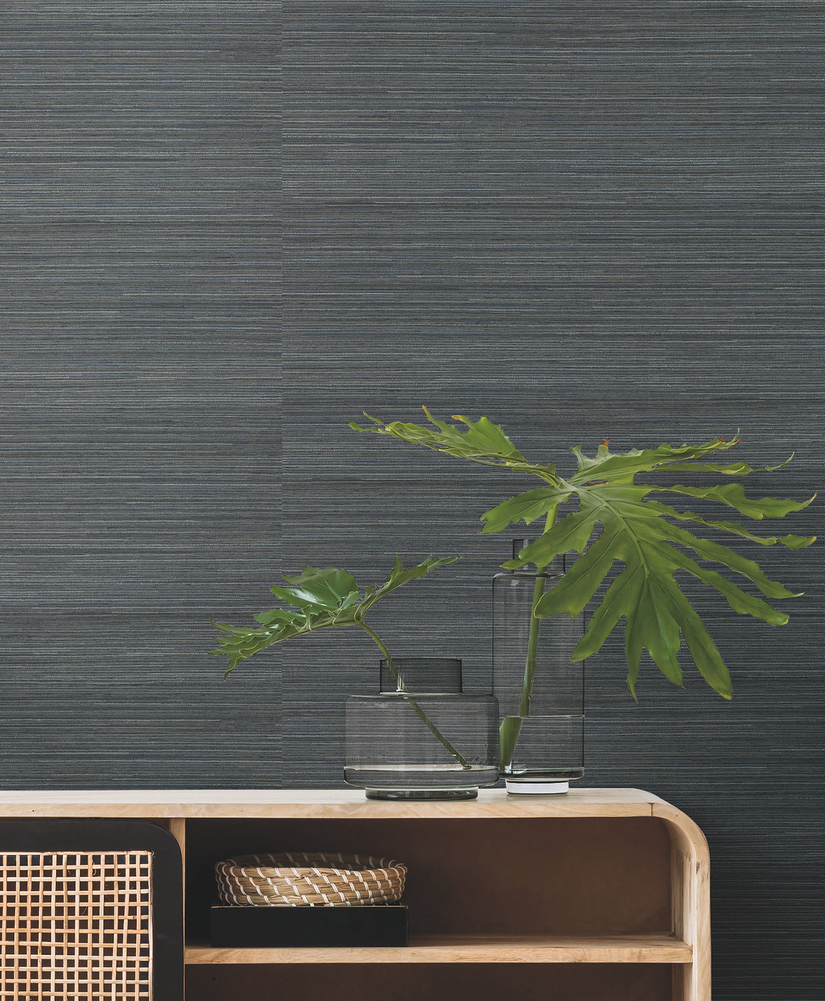 200-13-peel-and-stick-wallpaper-room-scene