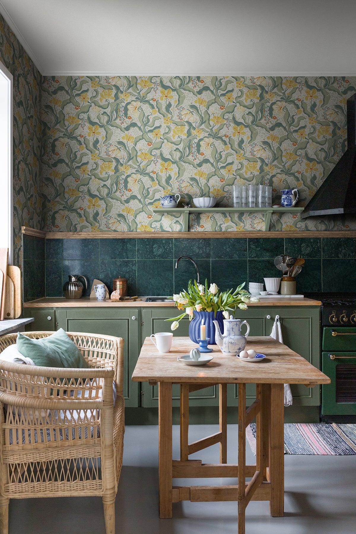 2932-65118-peel-and-stick-wallpaper-room-scene