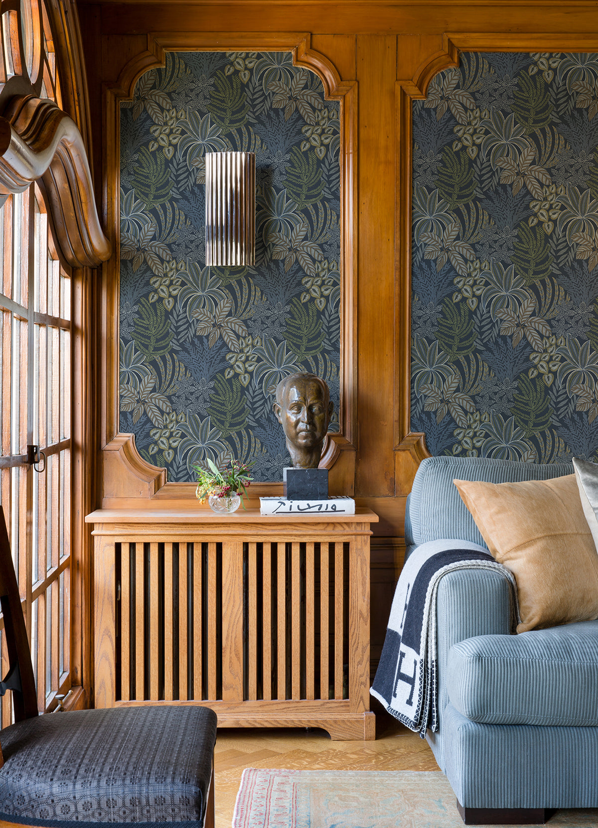 2970-13904-peel-and-stick-wallpaper-room-scene-detail-closeup