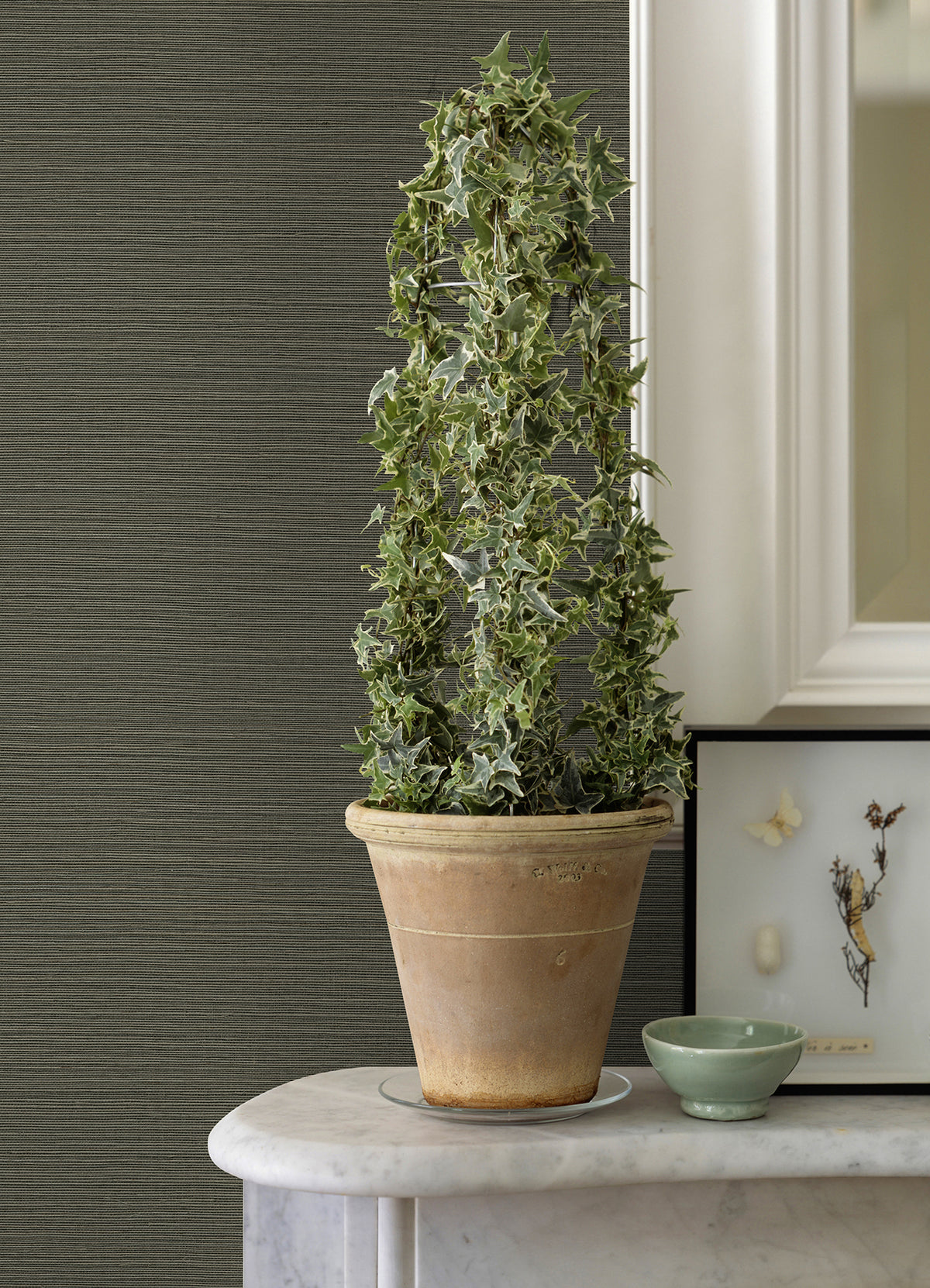 2972-86120-peel-and-stick-wallpaper-room-scene