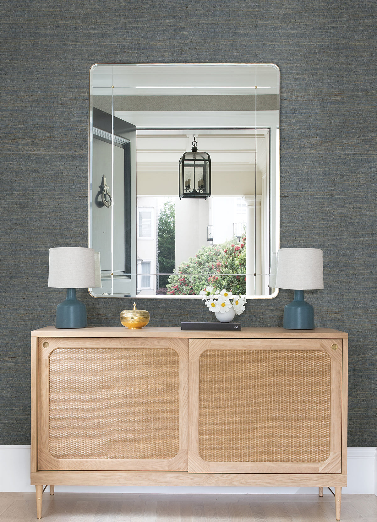 2972-86124-peel-and-stick-wallpaper-room-scene