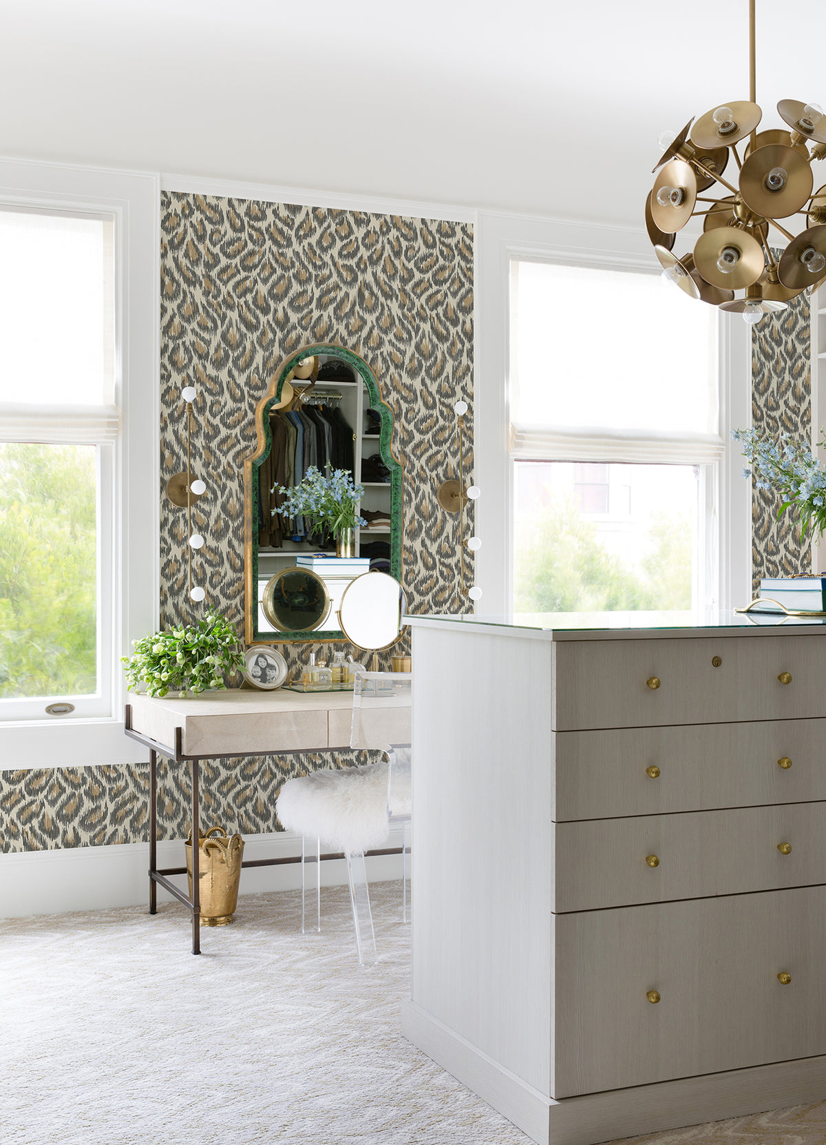 2973-90304-peel-and-stick-wallpaper-room-scene