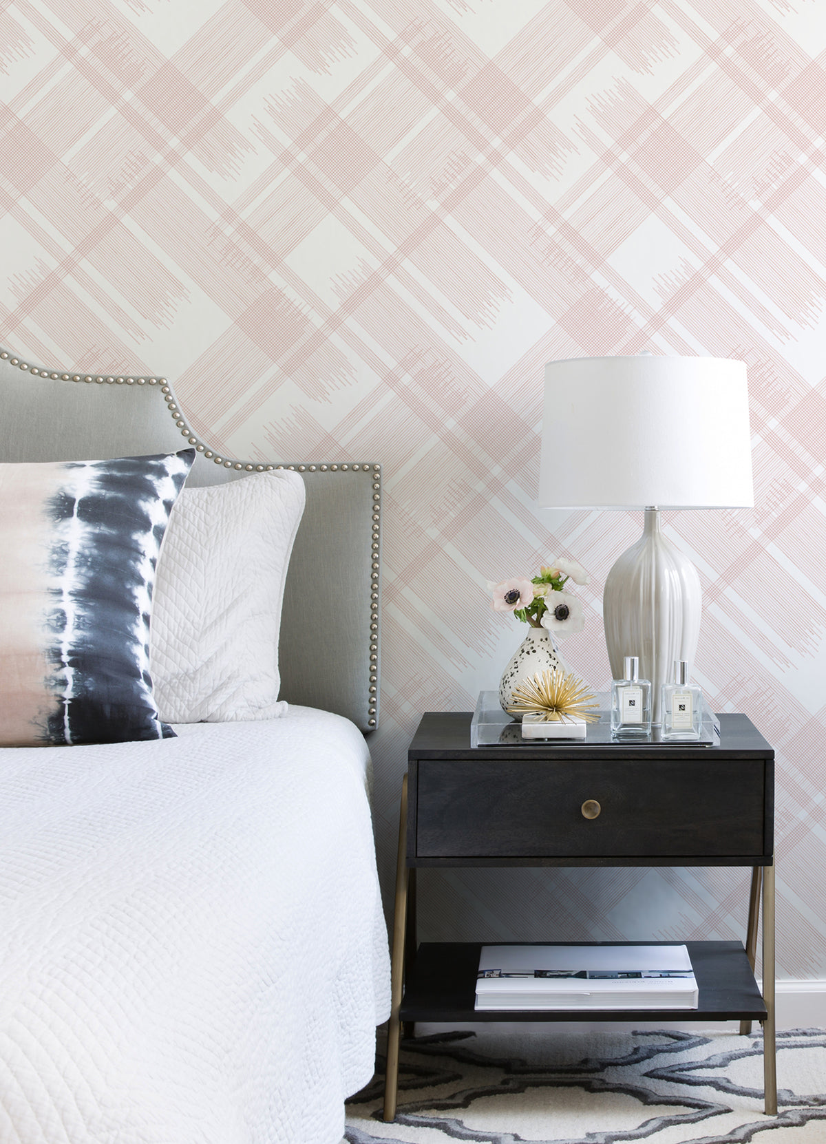 2973-90702-peel-and-stick-wallpaper-room-scene-detail-closeup