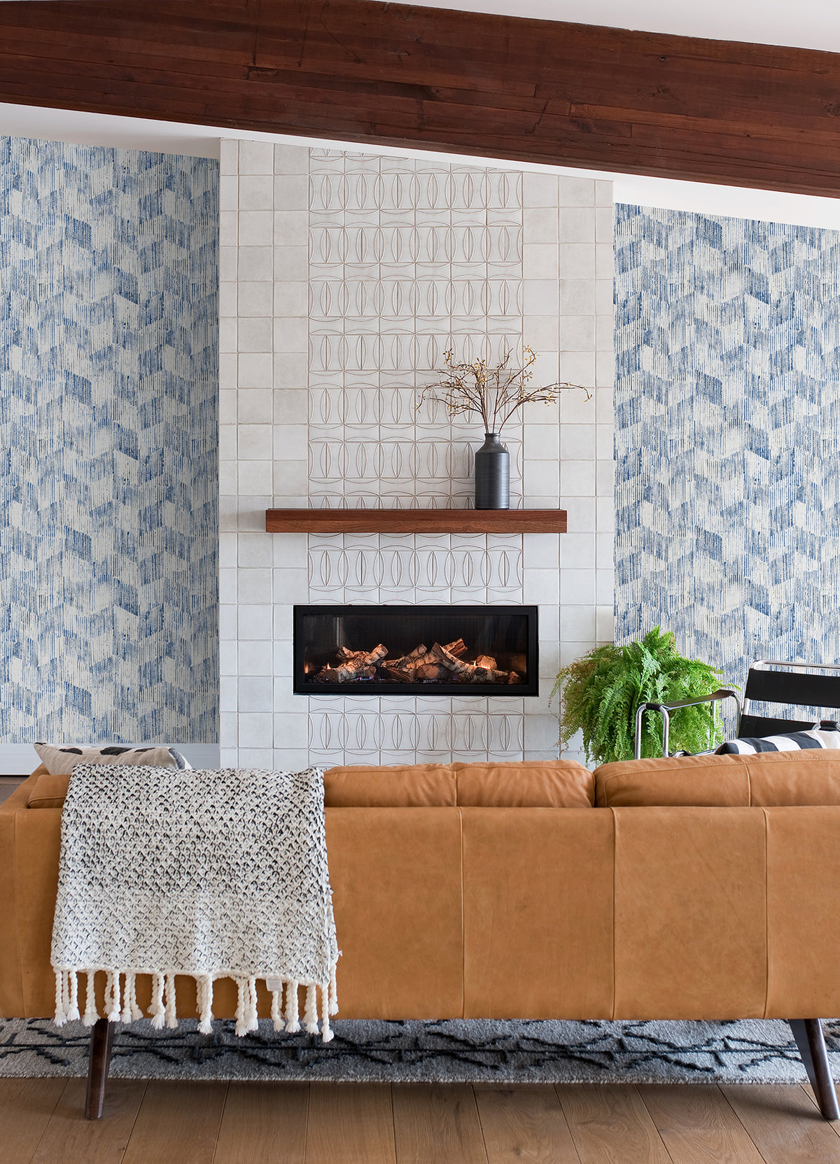 2975-26215-peel-and-stick-wallpaper-room-scene