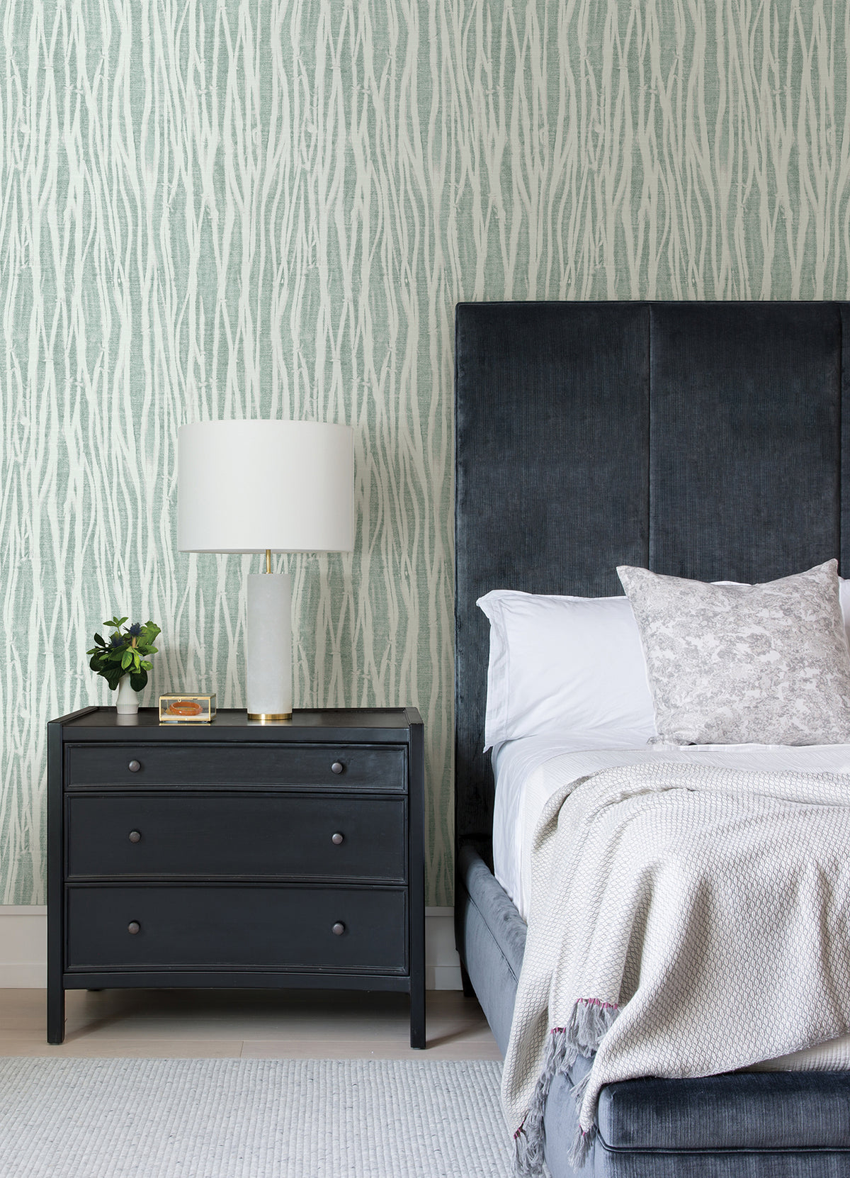 2975-26252-peel-and-stick-wallpaper-room-scene