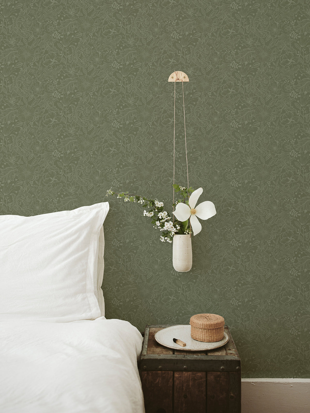 2999-13129-peel-and-stick-wallpaper-room-scene