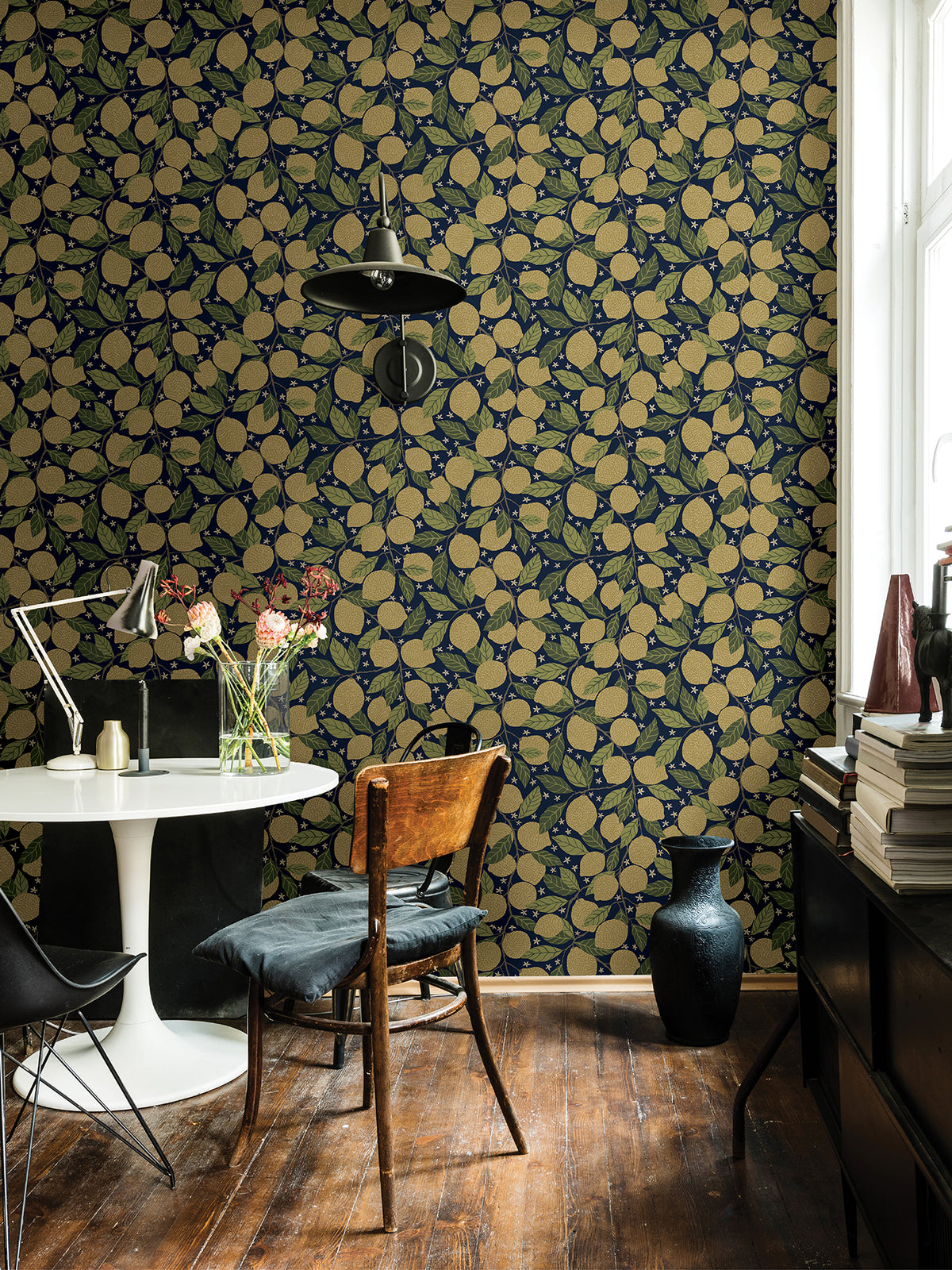 2999-44118-peel-and-stick-wallpaper-room-scene
