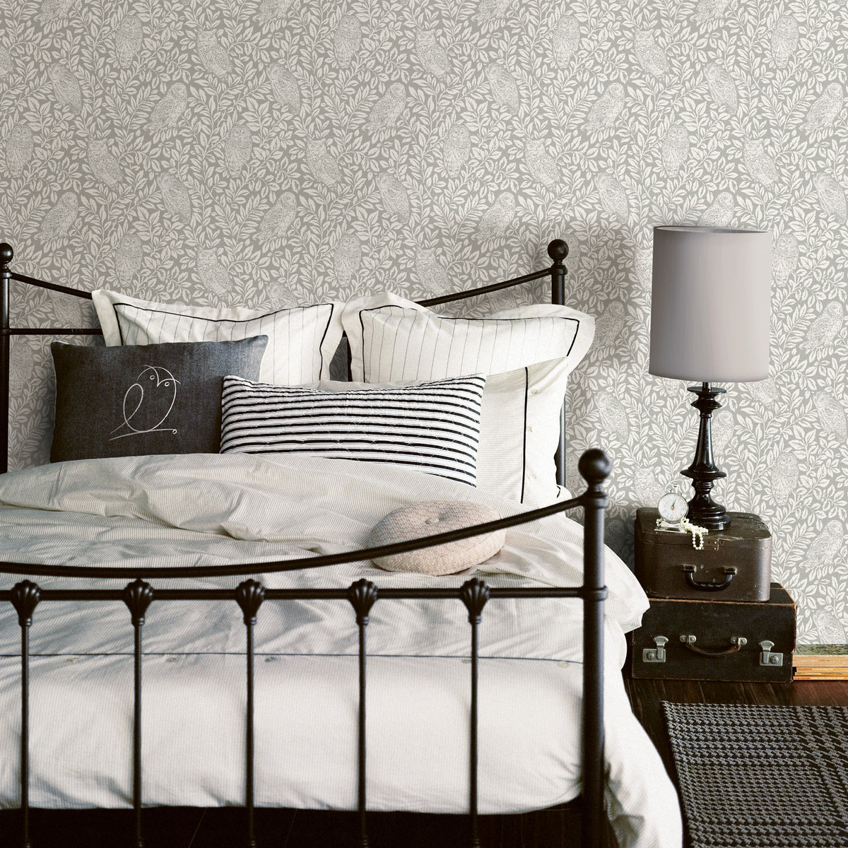 3115-12411-peel-and-stick-wallpaper-room-scene