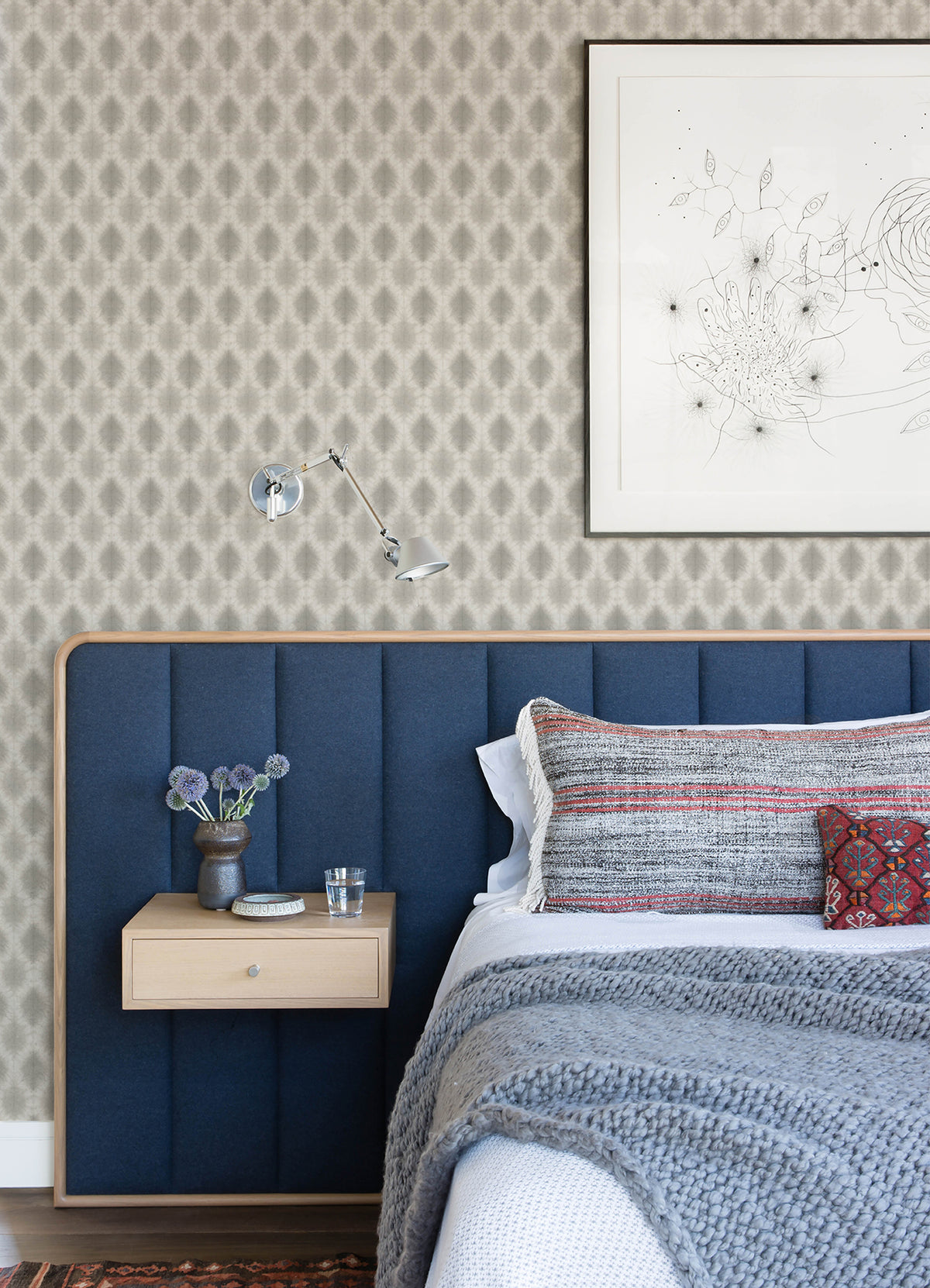 3122-10310-peel-and-stick-wallpaper-room-scene
