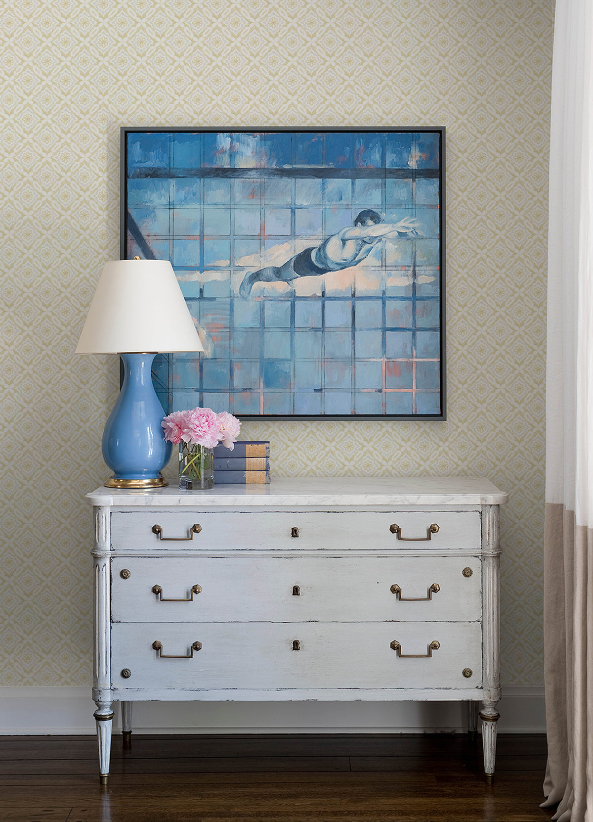 3122-10703-peel-and-stick-wallpaper-room-scene