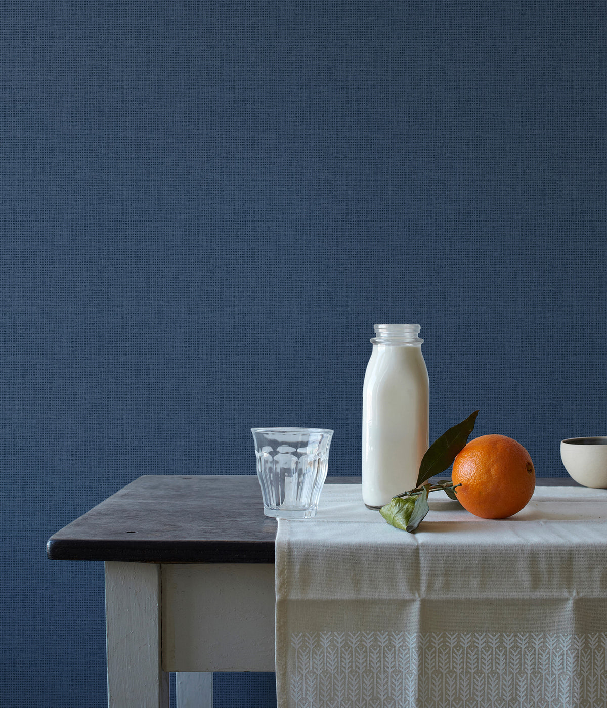 3123-10002-peel-and-stick-wallpaper-room-scene