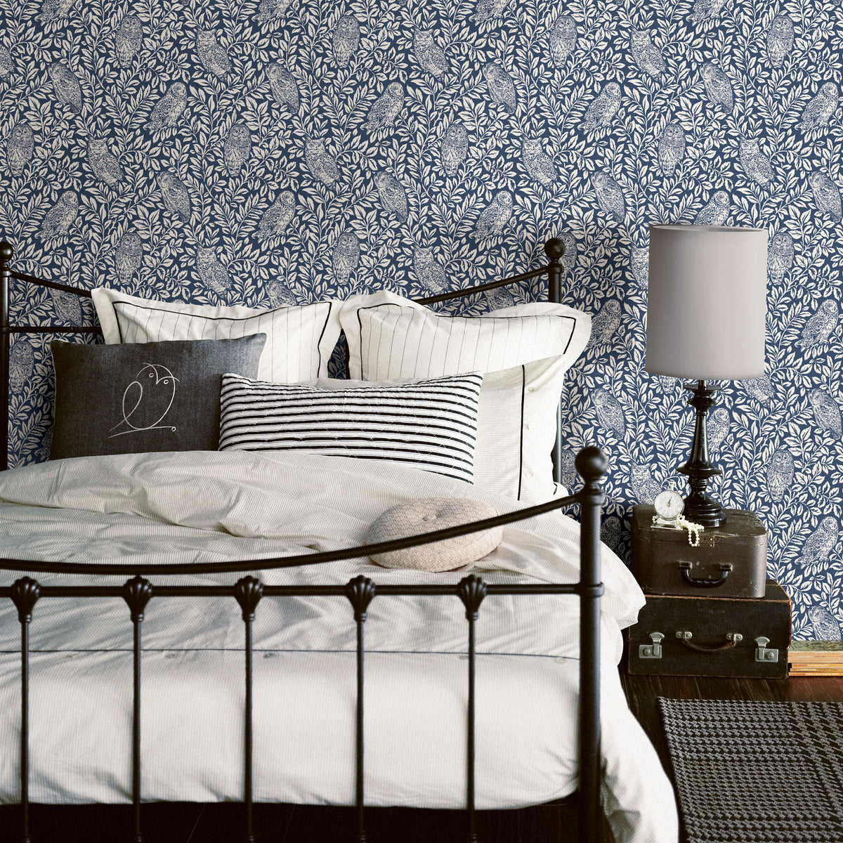 3123-12412-peel-and-stick-wallpaper-room-scene