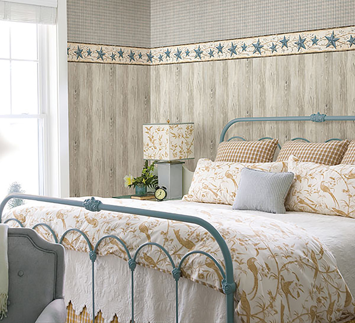 3123-65366-border-room-scene