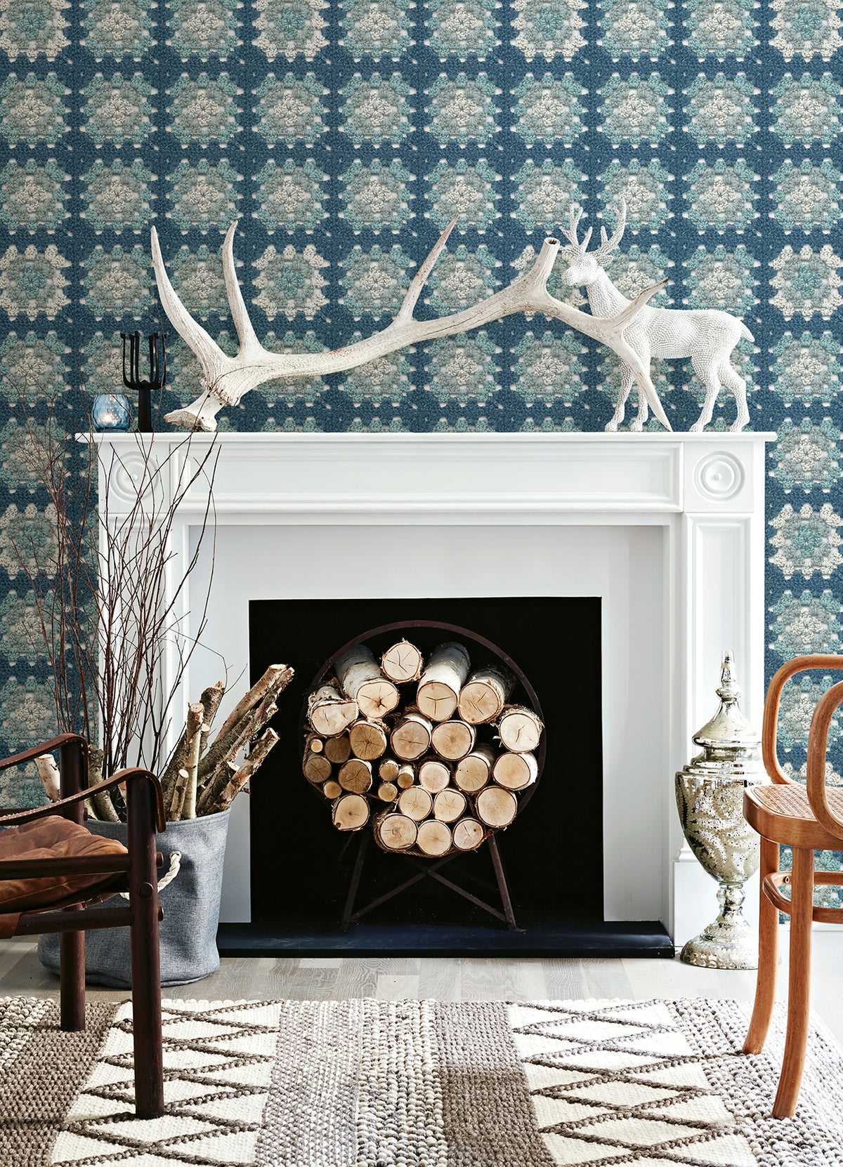 3124-13864-peel-and-stick-wallpaper-room-scene