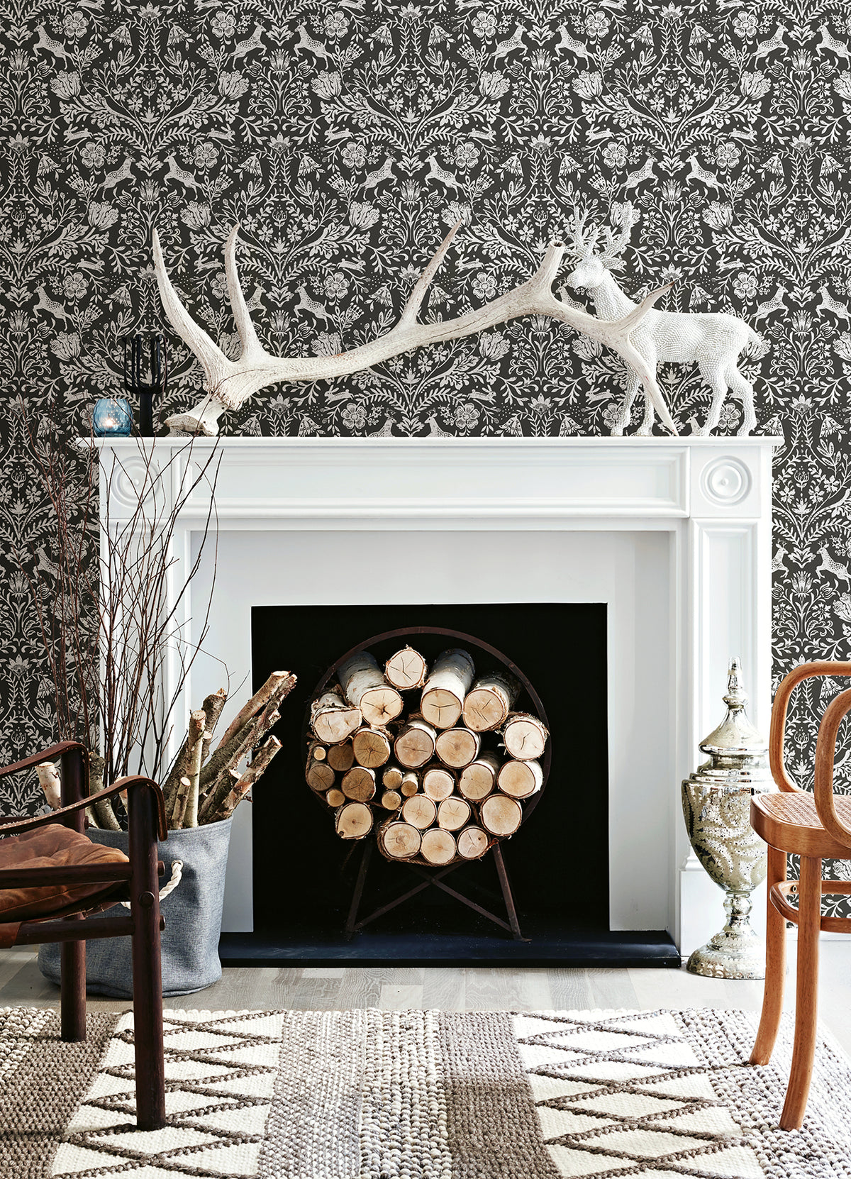 3124-13885-peel-and-stick-wallpaper-room-scene-detail-closeup