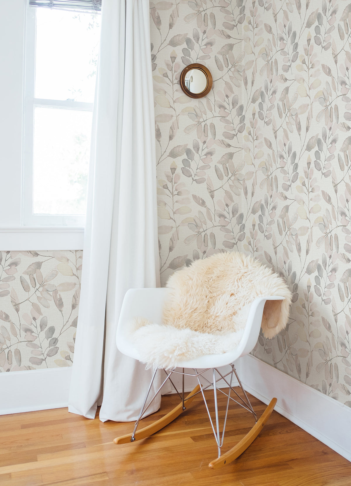 3124-13906-peel-and-stick-wallpaper-room-scene