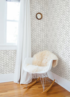 3124-13922-peel-and-stick-wallpaper-room-scene-detail-closeup