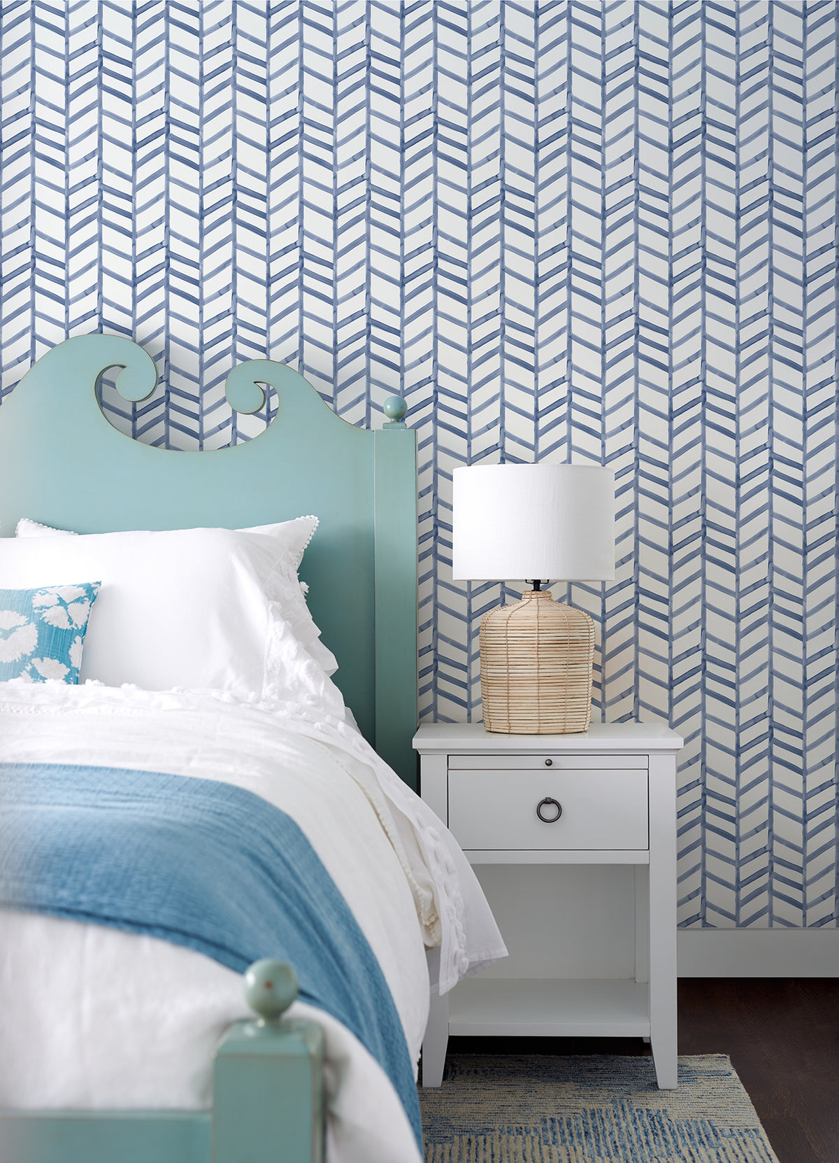 3124-13923-peel-and-stick-wallpaper-room-scene