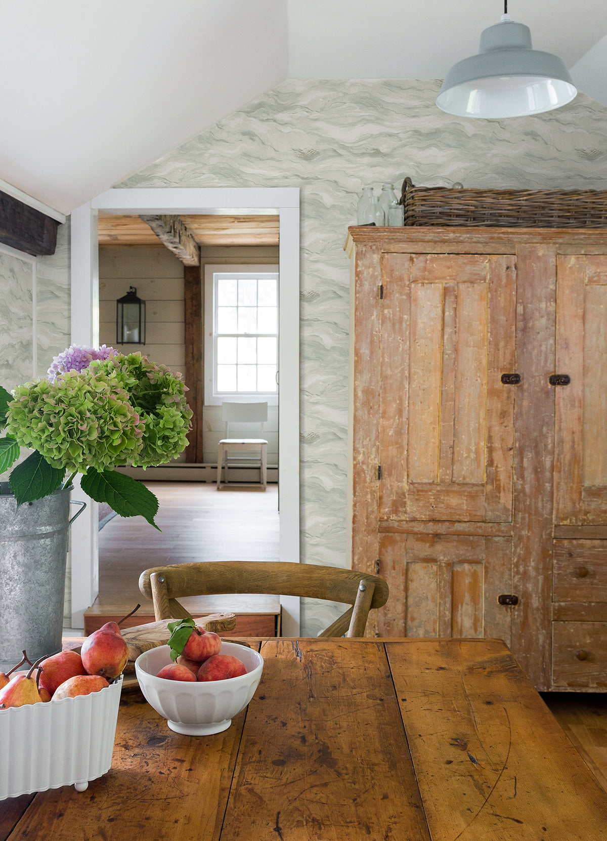 3124-13954-peel-and-stick-wallpaper-room-scene