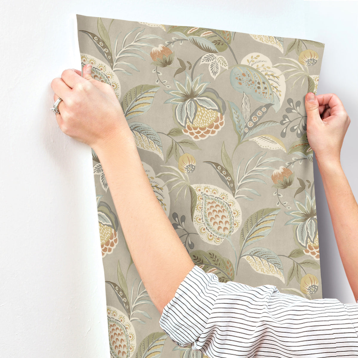 3125-72301-peel-and-stick-wallpaper-stick-application-step