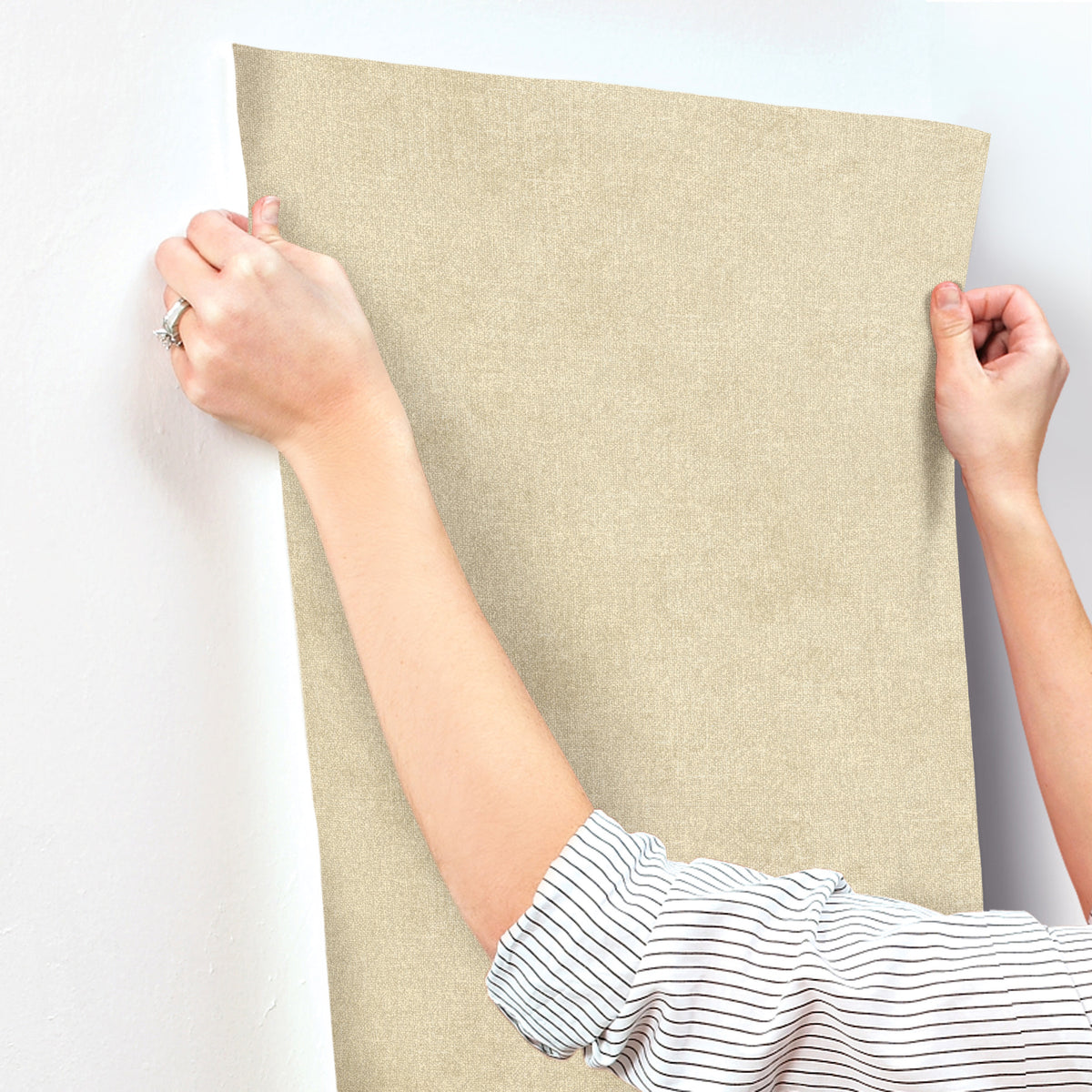 3125-72358-peel-and-stick-wallpaper-stick-application-step