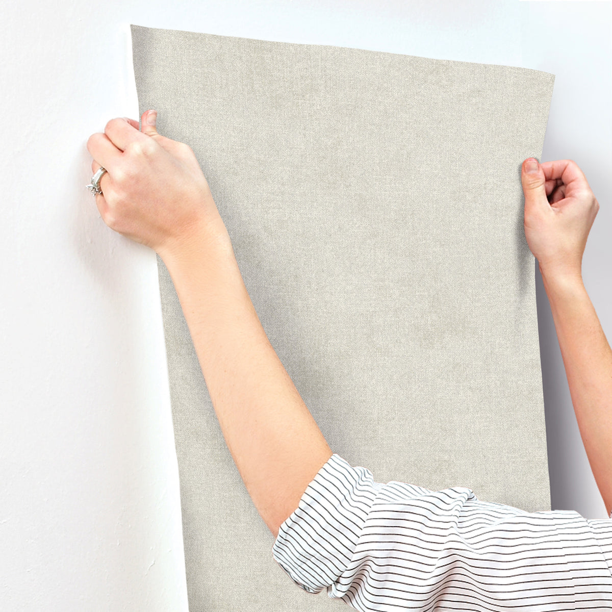 3125-72360-peel-and-stick-wallpaper-stick-application-step