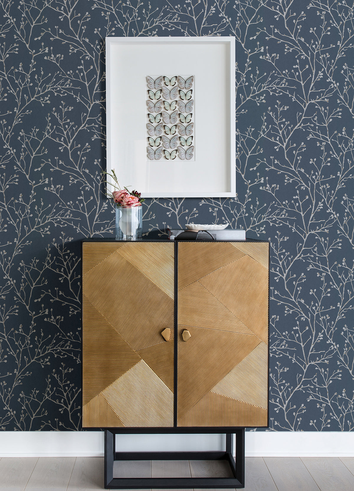 4019-86455-peel-and-stick-wallpaper-room-scene
