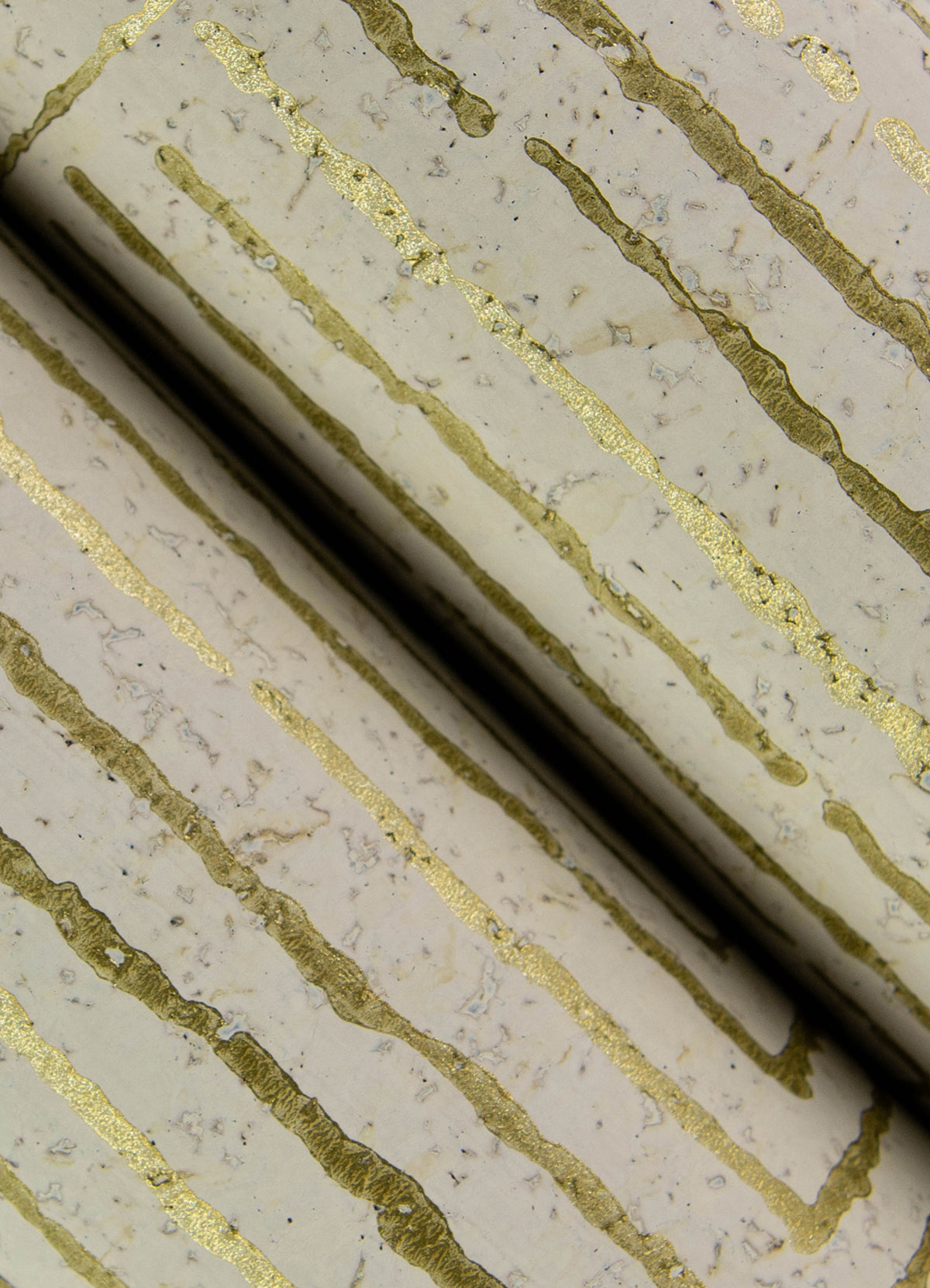 4034-72142-peel-and-stick-wallpaper-detail-closeup