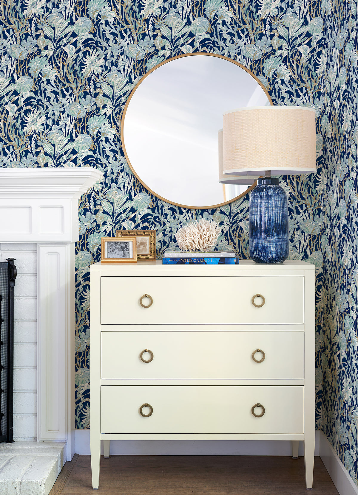 4071-71001-peel-and-stick-wallpaper-room-scene
