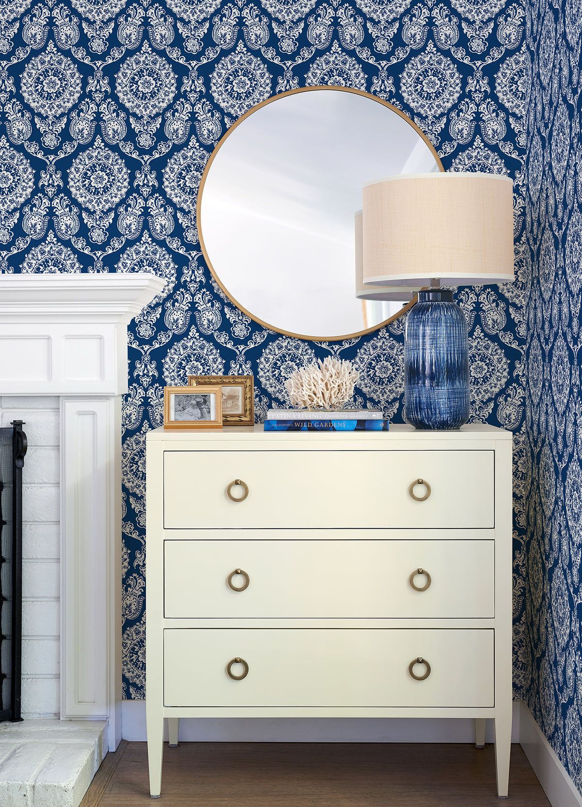 4071-71018-peel-and-stick-wallpaper-room-scene-detail-closeup