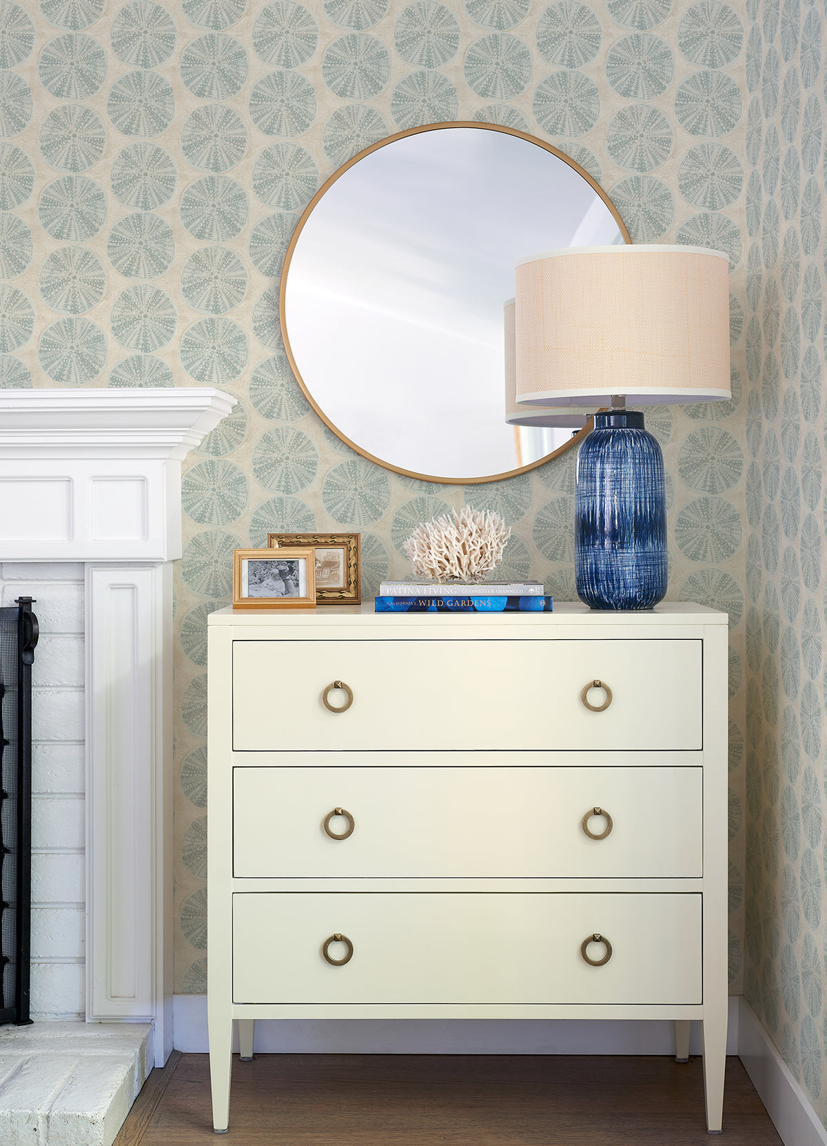 4071-71028-peel-and-stick-wallpaper-room-scene-detail-closeup