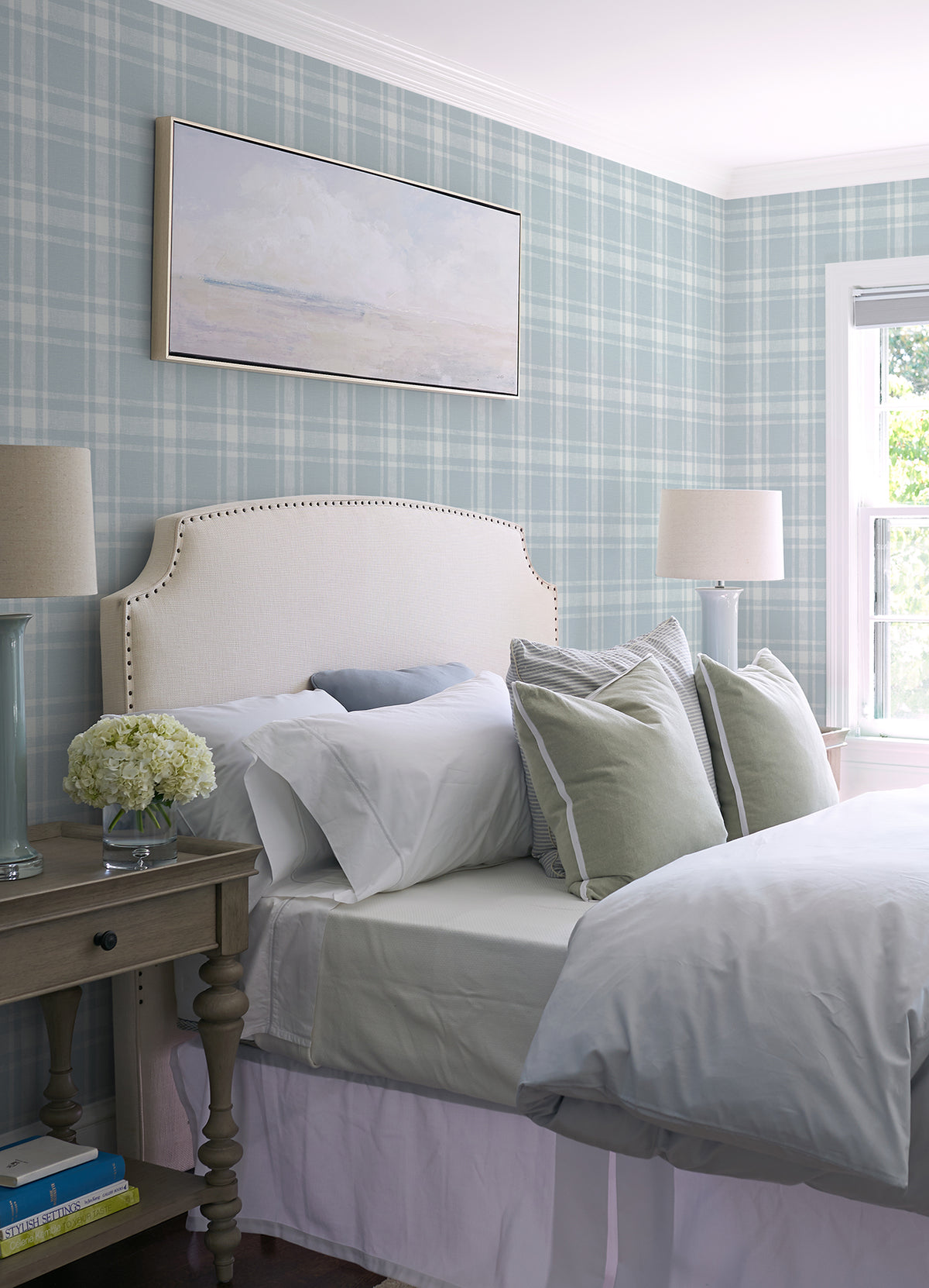 4072-70017-peel-and-stick-wallpaper-room-scene-detail-closeup