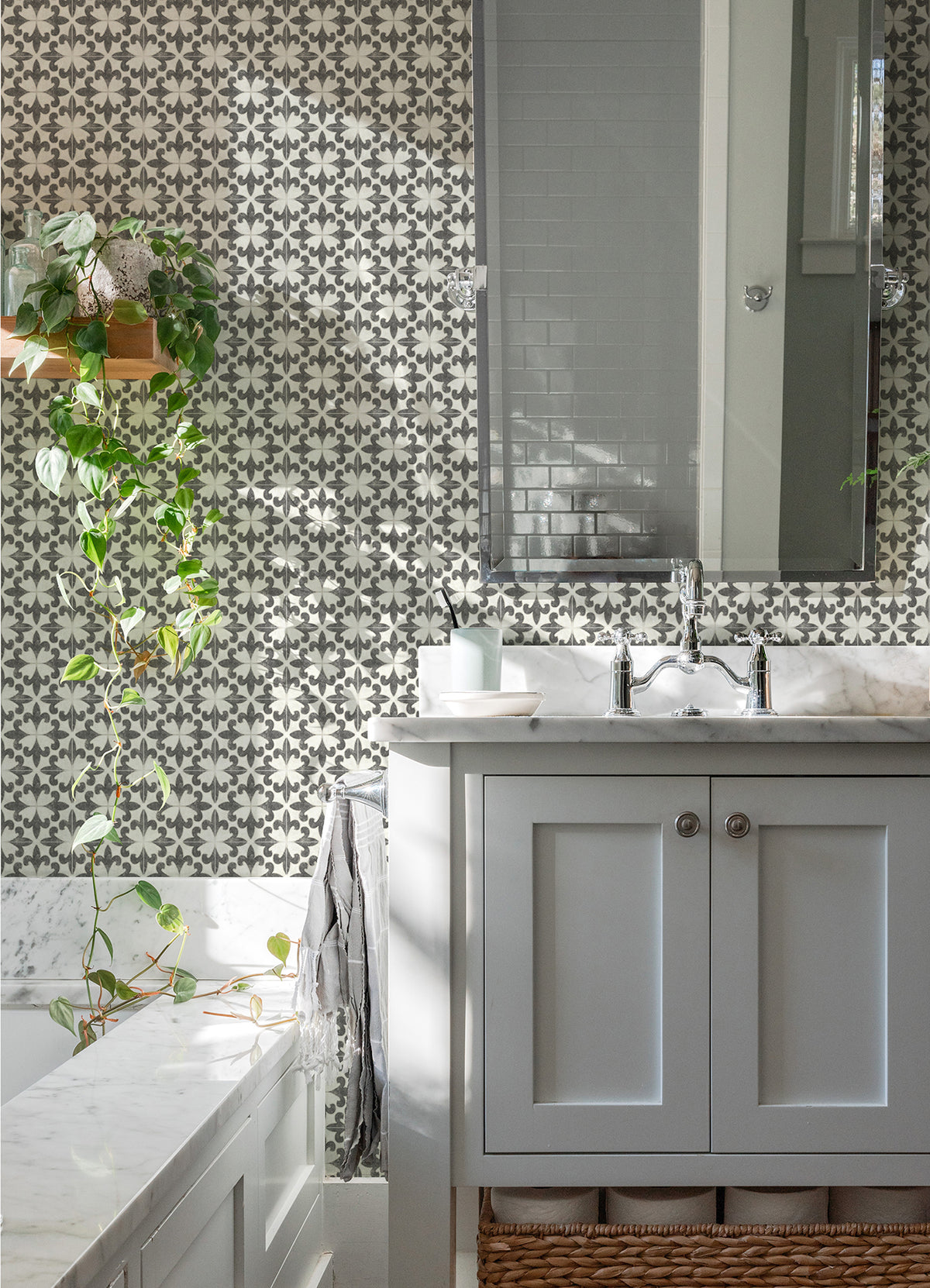 4072-70032-peel-and-stick-wallpaper-room-scene