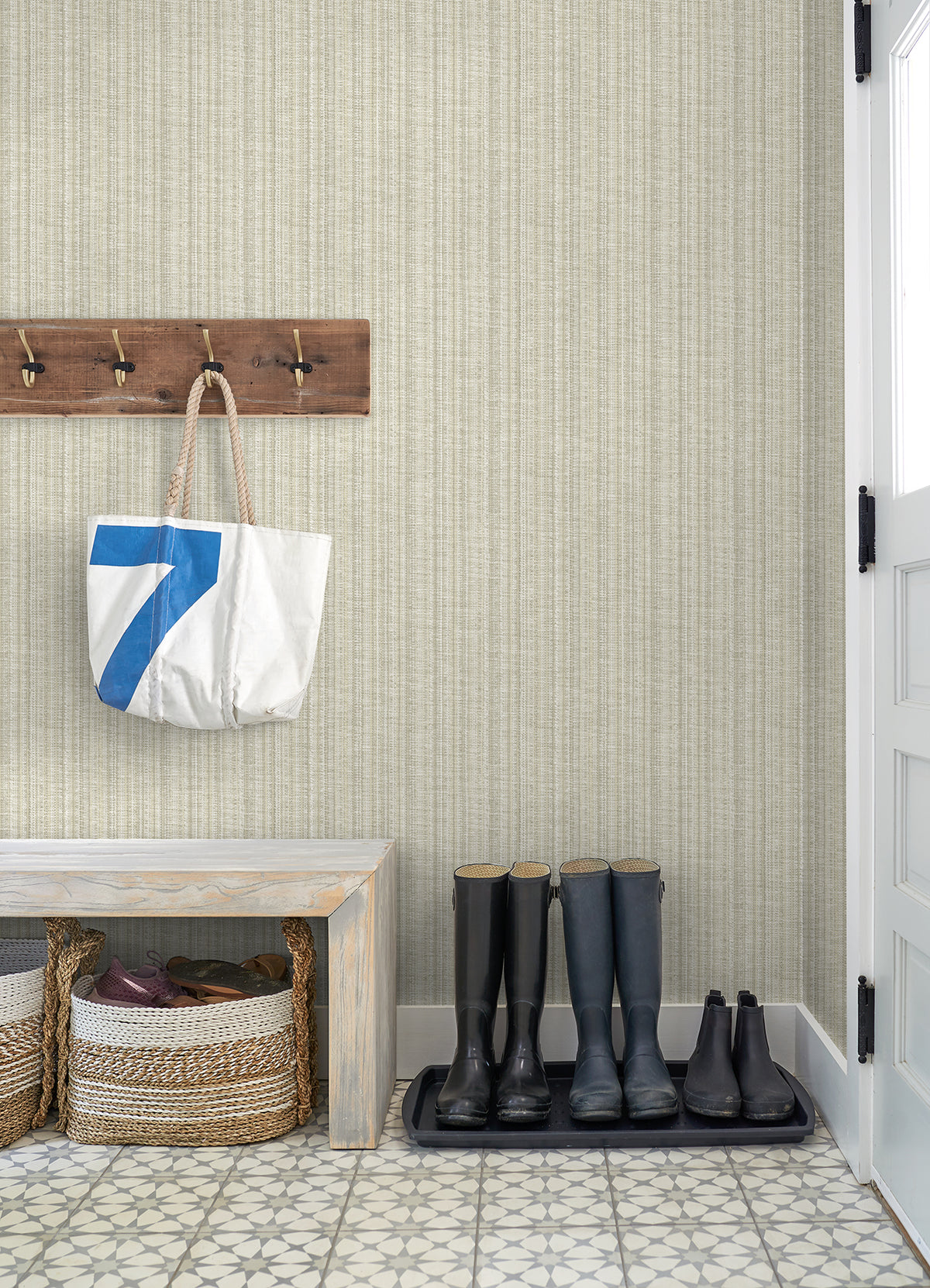 4074-26658-peel-and-stick-wallpaper-room-scene-detail-closeup