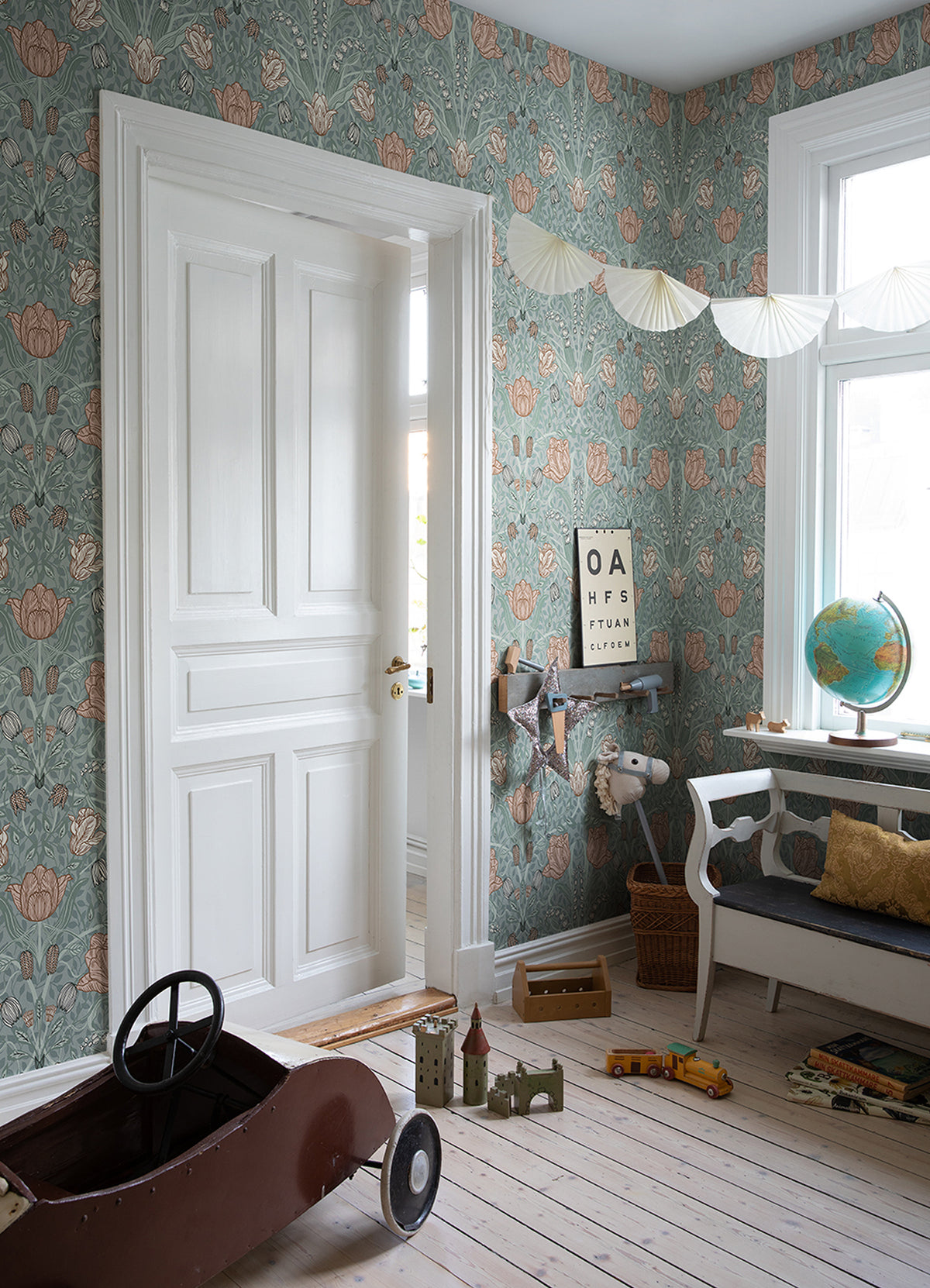 4080-33010-peel-and-stick-wallpaper-room-scene