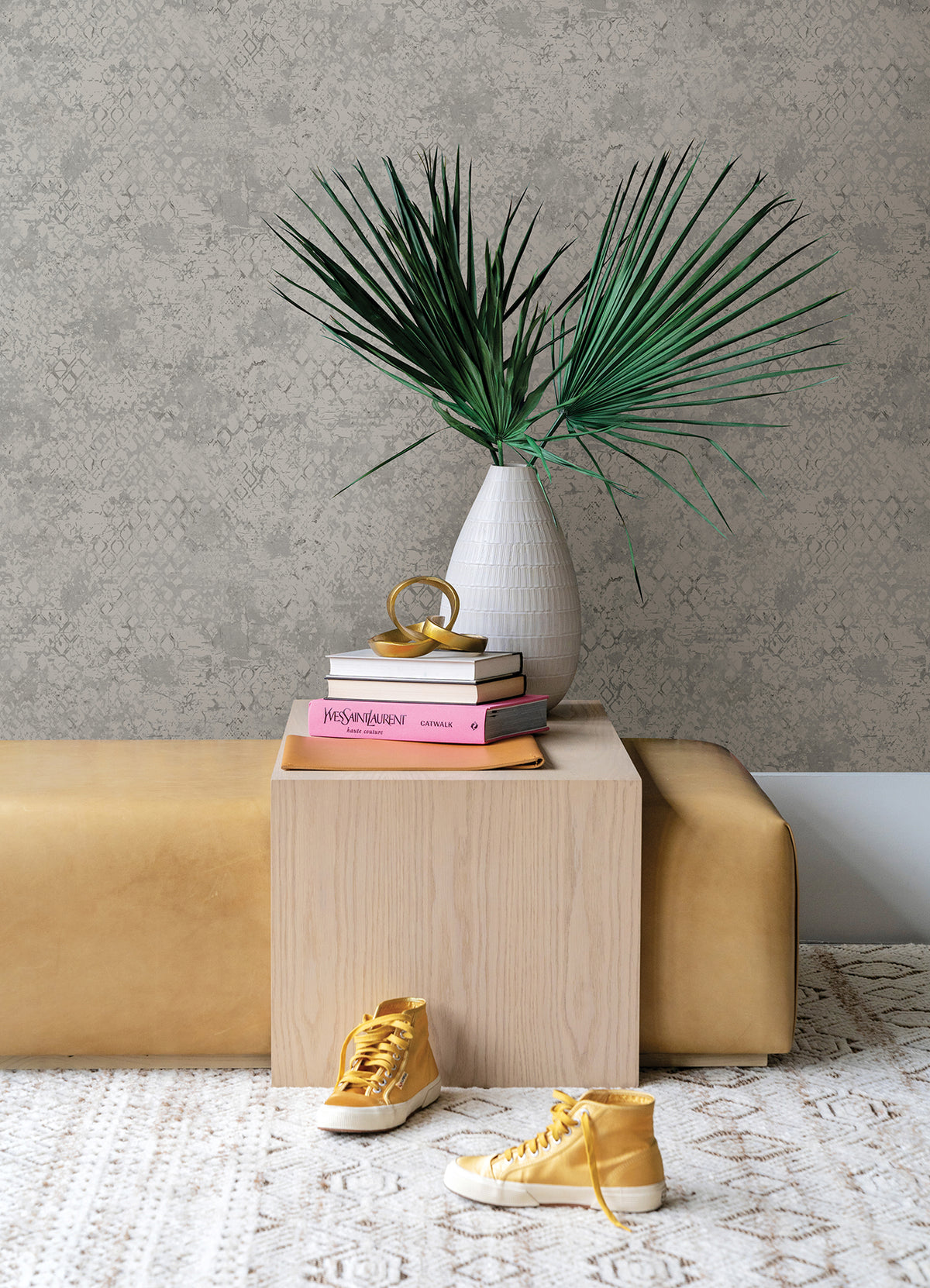 4105-86616-peel-and-stick-wallpaper-room-scene-detail-closeup