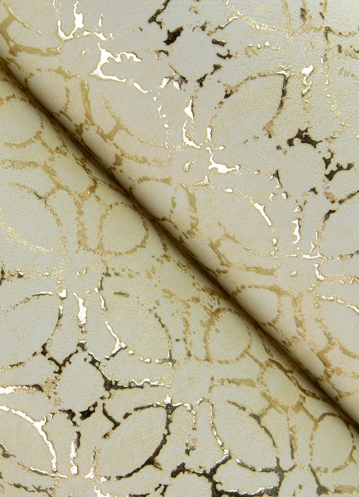 4105-86664-peel-and-stick-wallpaper-detail-closeup