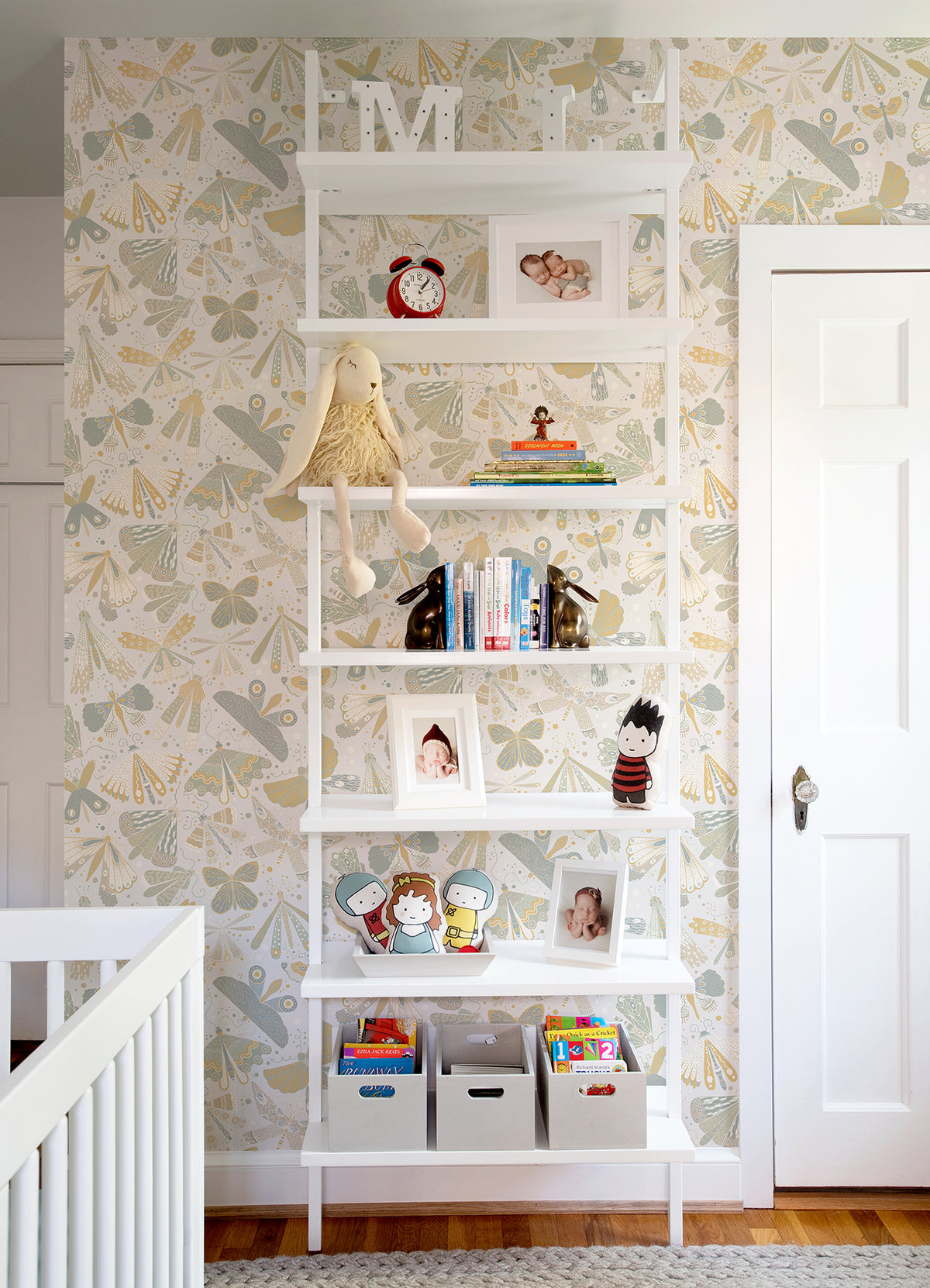 4111-63025-peel-and-stick-wallpaper-room-scene-detail-closeup