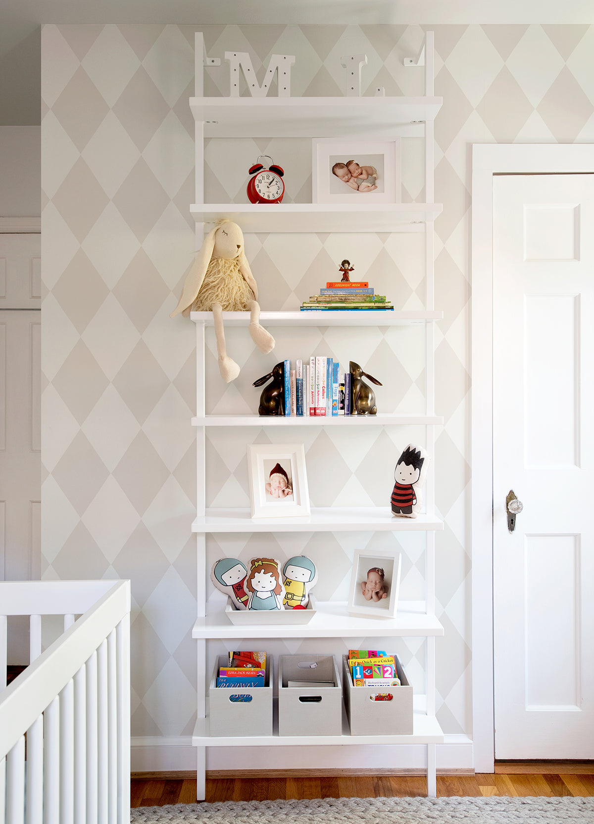 4111-63031-peel-and-stick-wallpaper-room-scene-detail-closeup