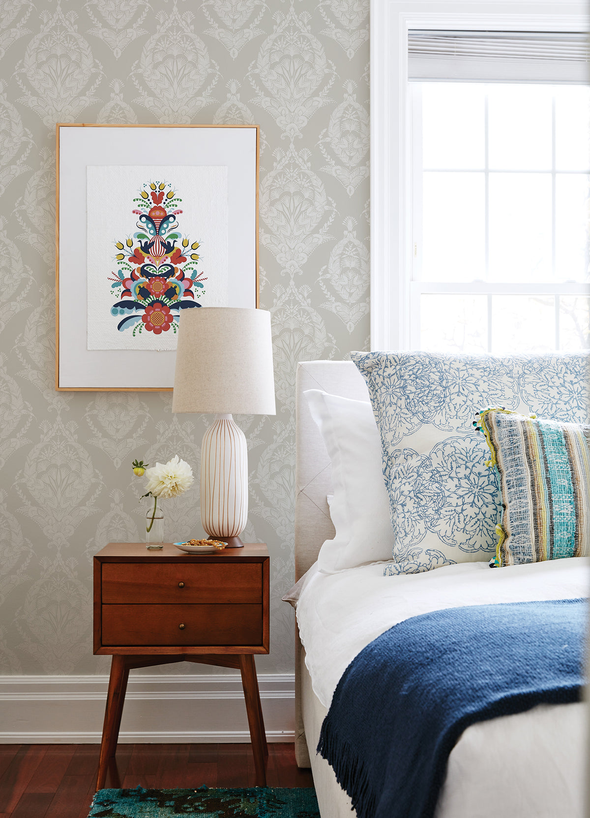4120-26818-peel-and-stick-wallpaper-room-scene-detail-closeup