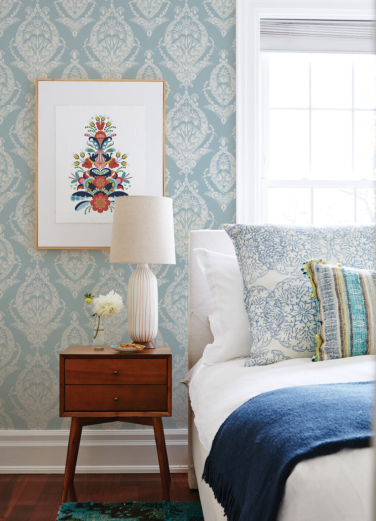 4120-26819-peel-and-stick-wallpaper-room-scene-detail-closeup