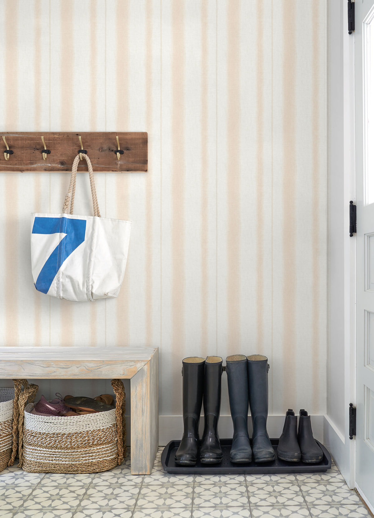 4121-26909-peel-and-stick-wallpaper-room-scene-detail-closeup