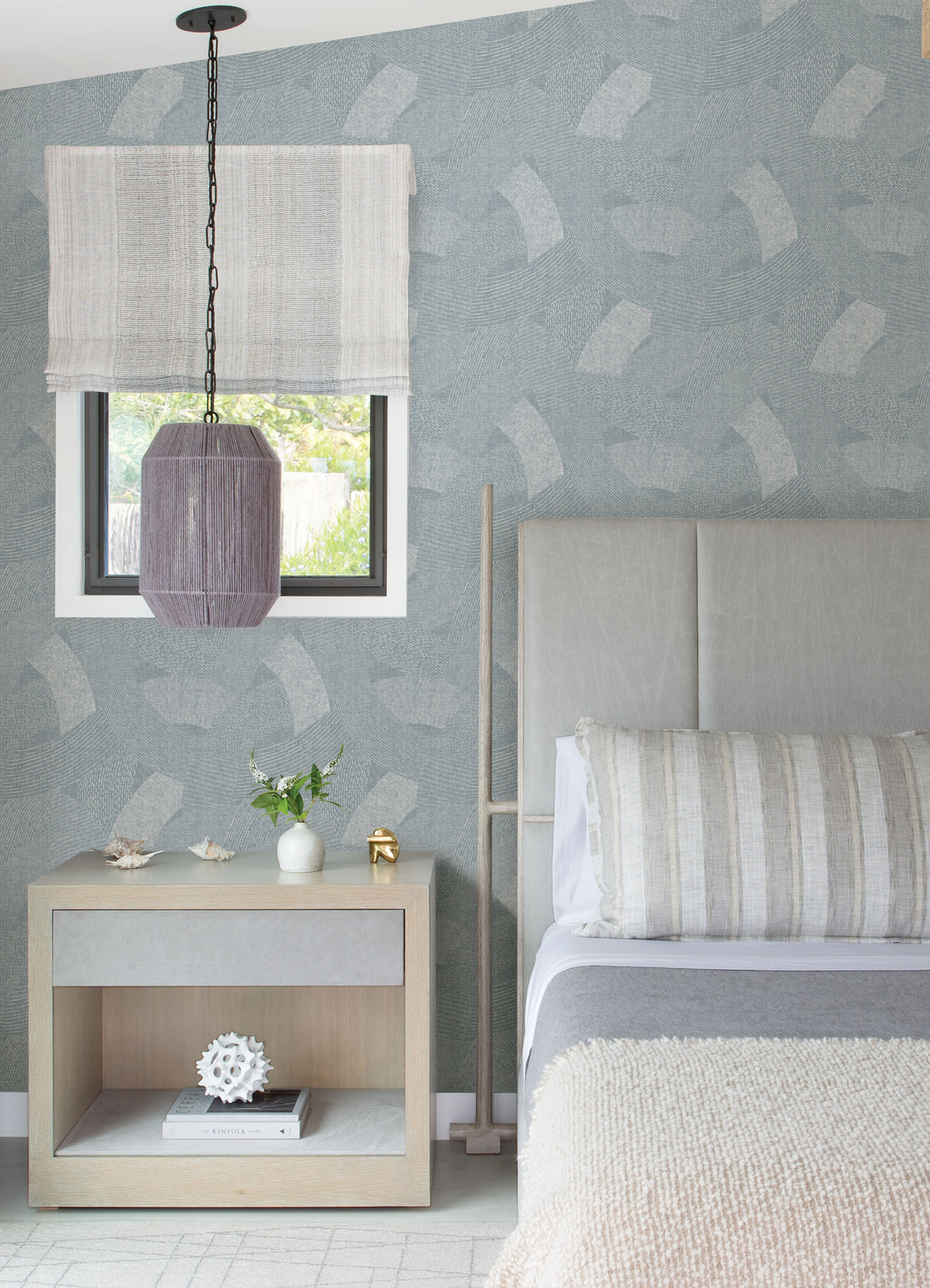 4121-26935-peel-and-stick-wallpaper-room-scene-detail-closeup
