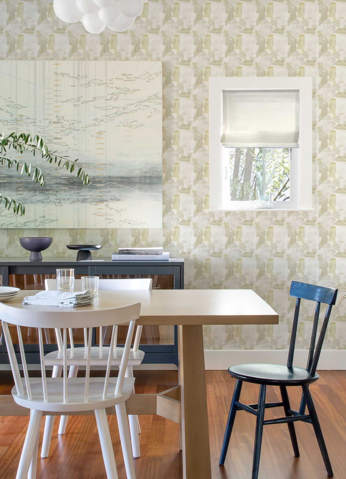 4121-26948-peel-and-stick-wallpaper-room-scene