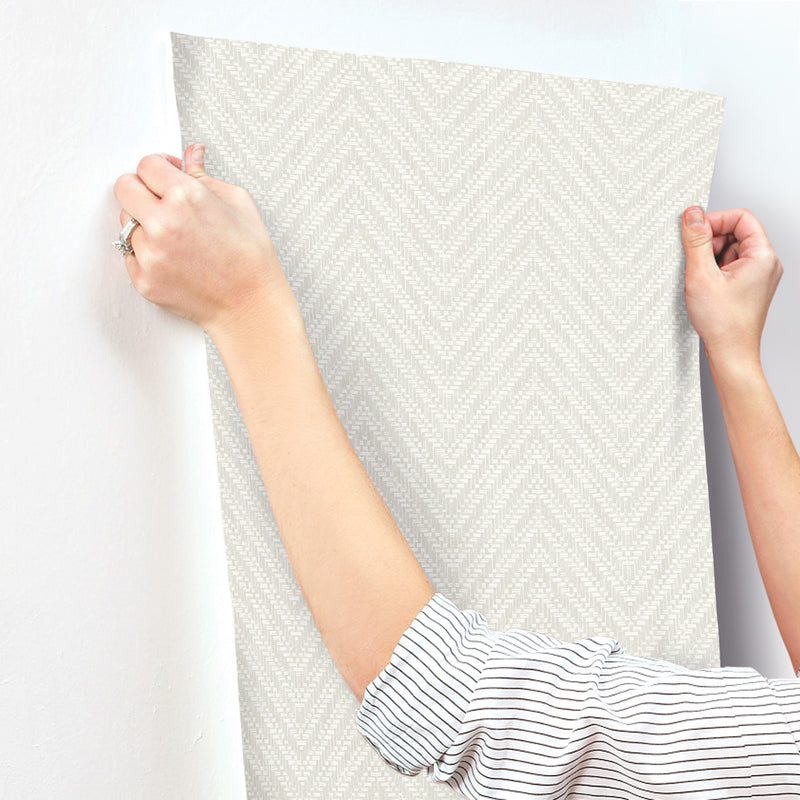 Glynn Silver Chevron Wallpaper Wallpaper A-Street Prints   