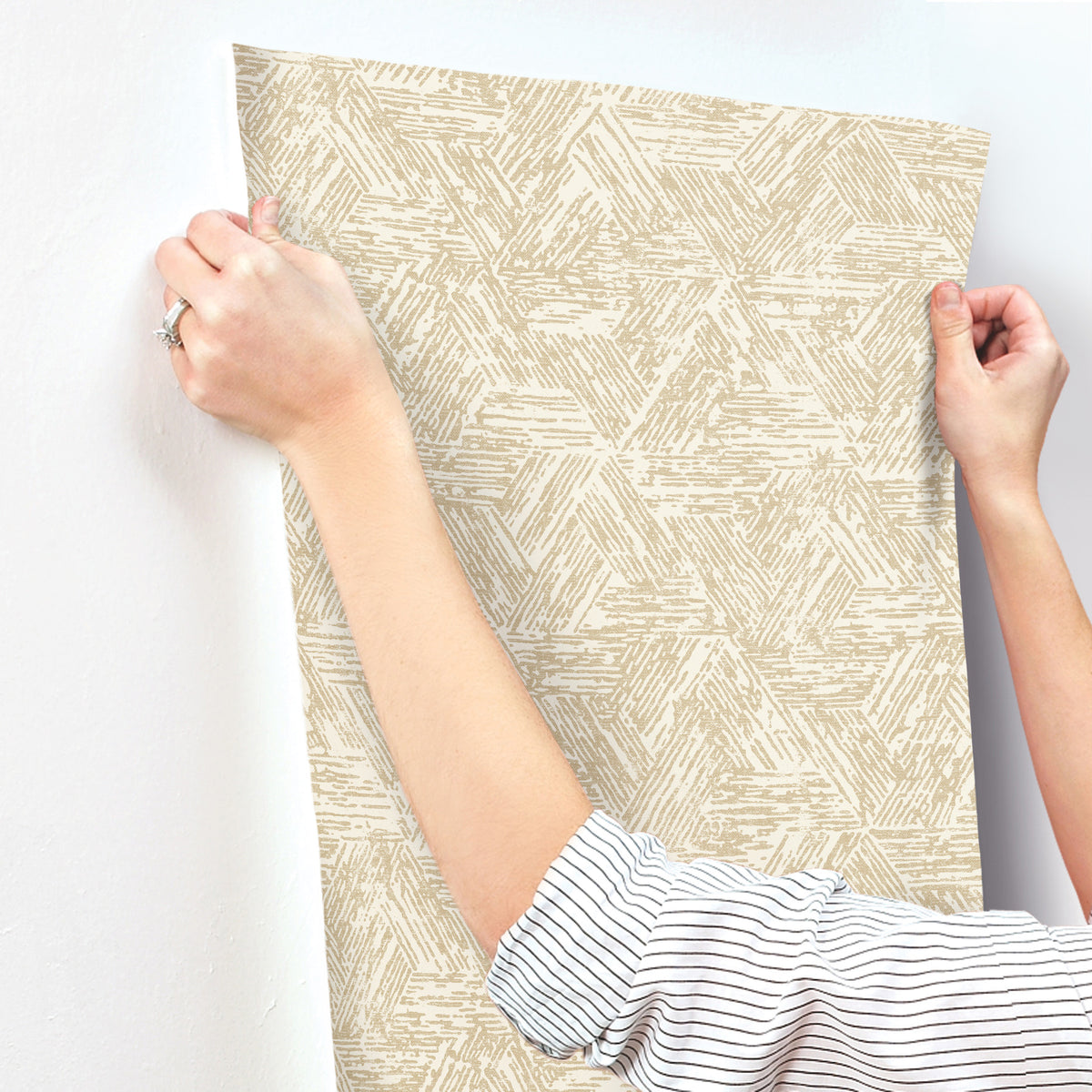 4122-27033-peel-and-stick-wallpaper-stick-application-step