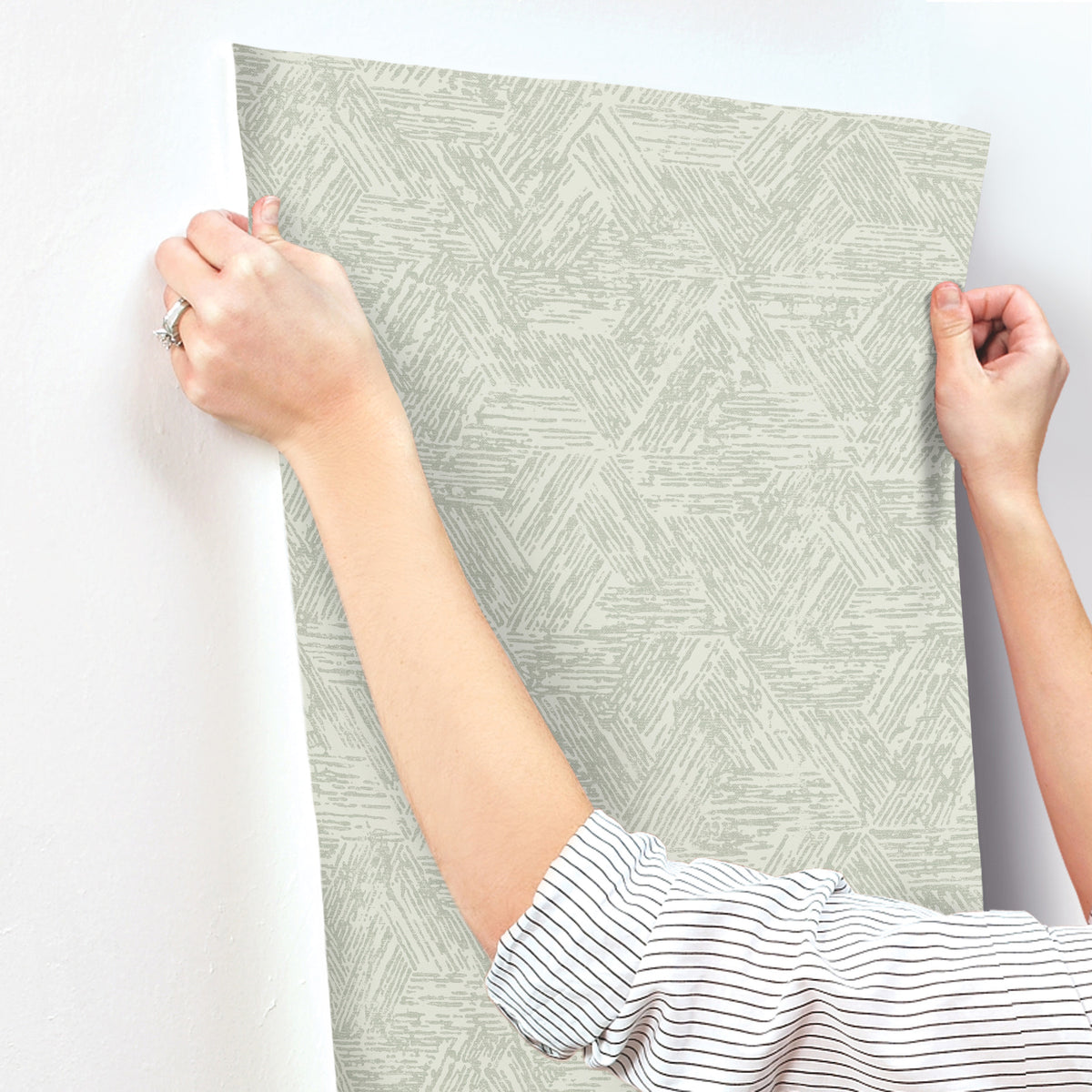 4122-27035-peel-and-stick-wallpaper-stick-application-step